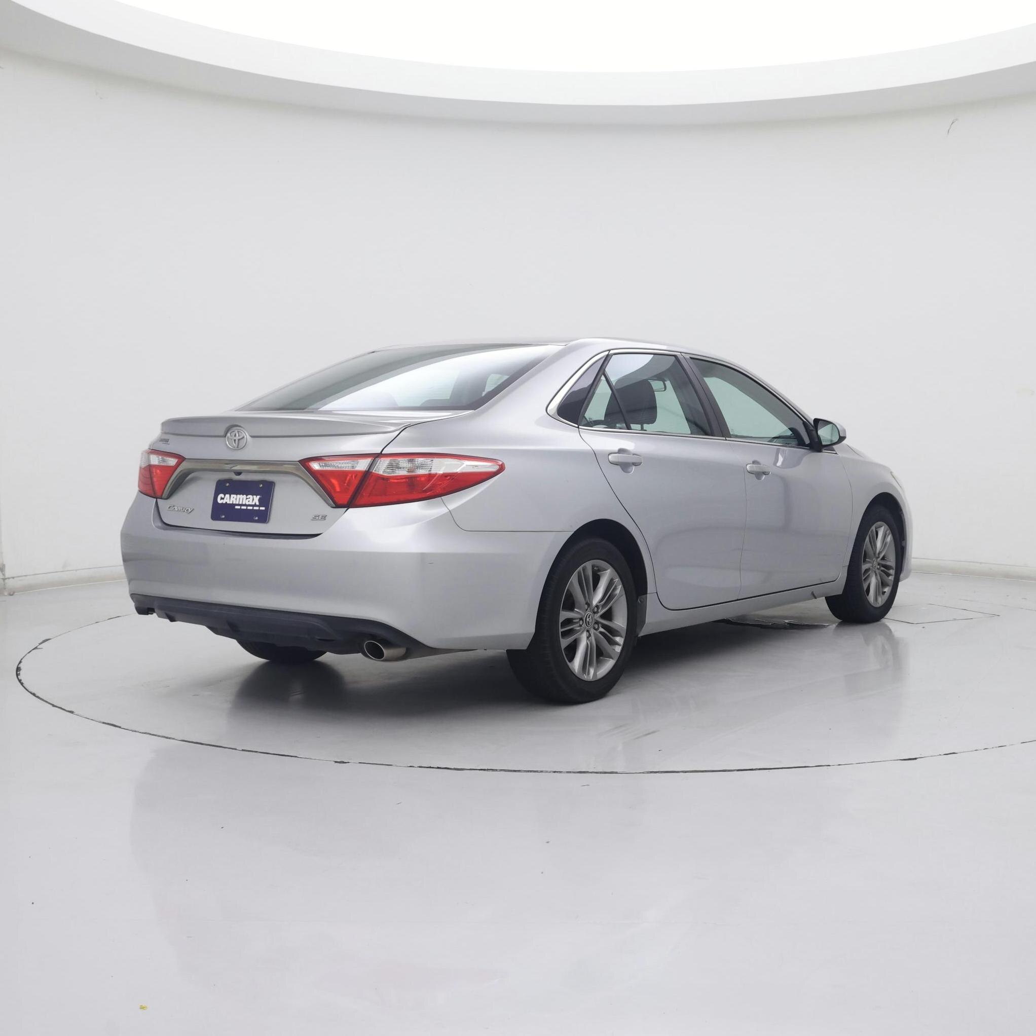 Thumbnail: 2015 Toyota Camry - 8