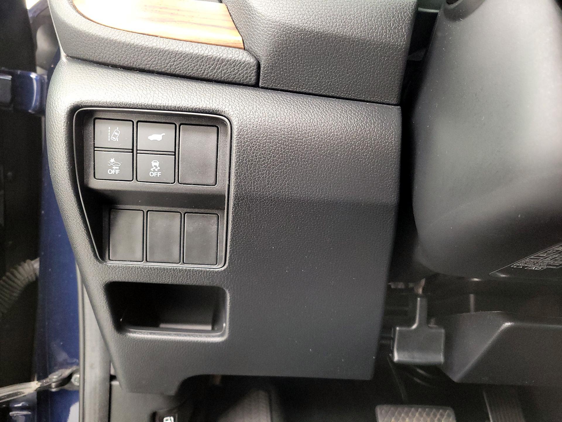 Thumbnail: 2019 Honda CR-V - 13