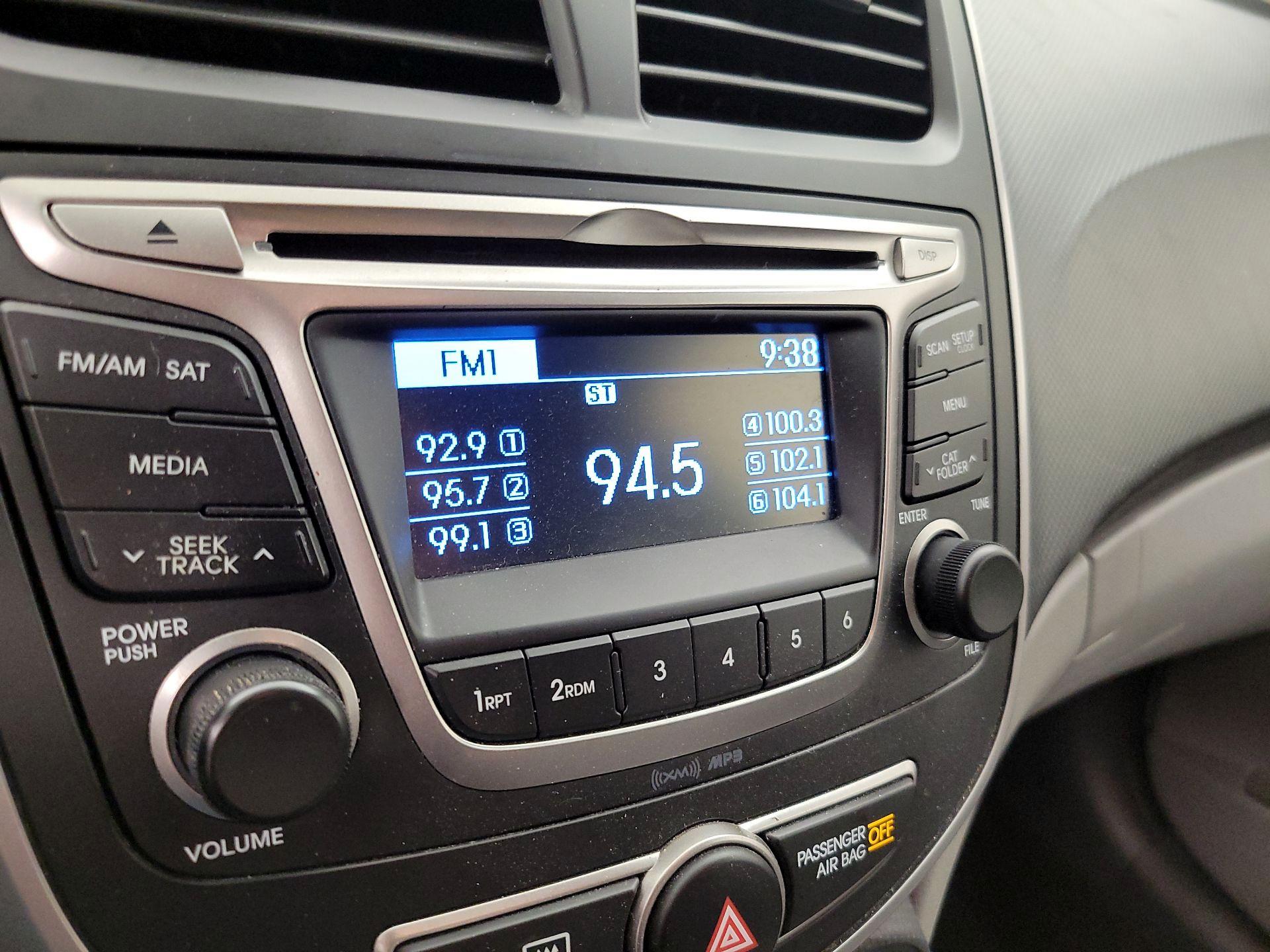 Thumbnail: 2017 Hyundai Accent - 14