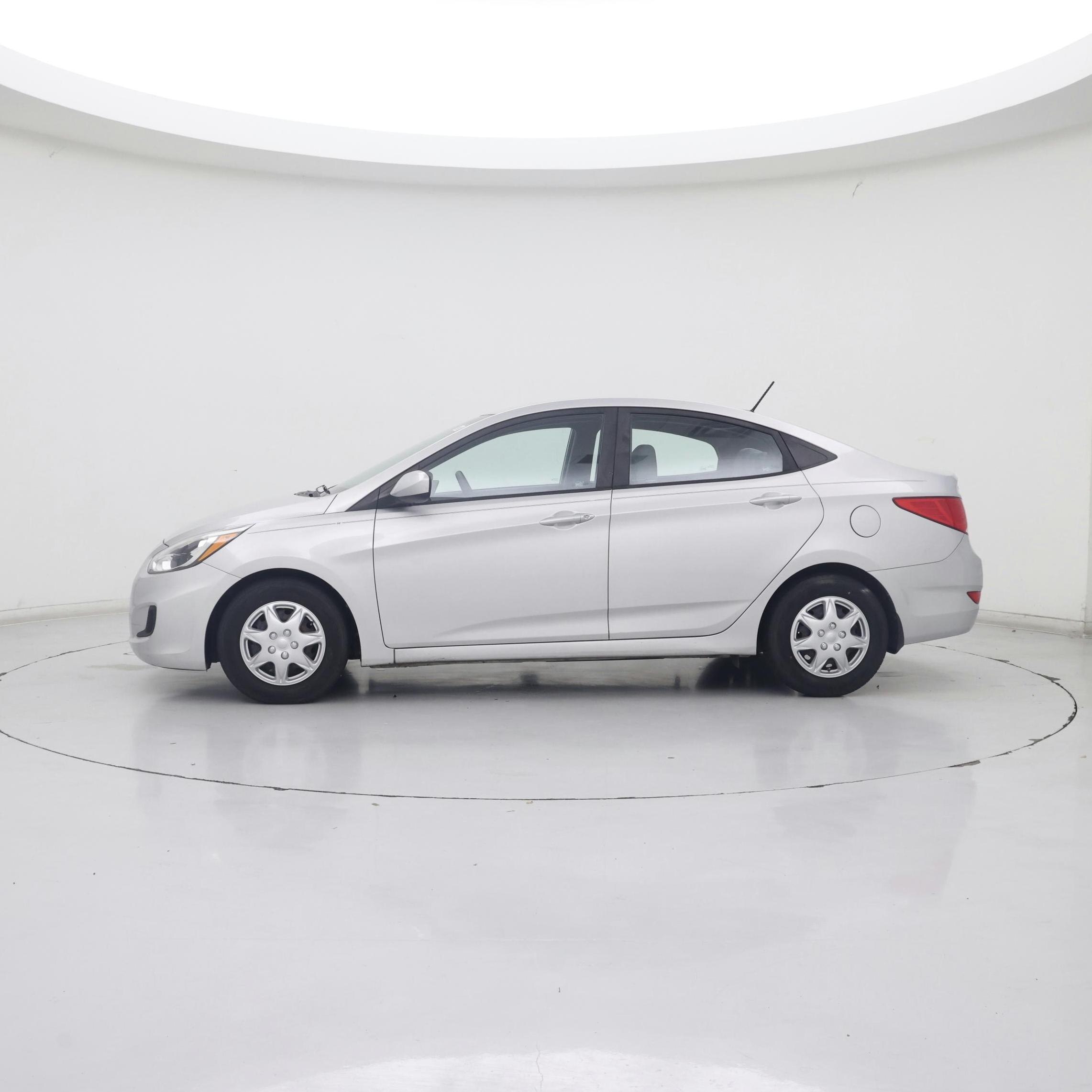 Thumbnail: 2017 Hyundai Accent - 3