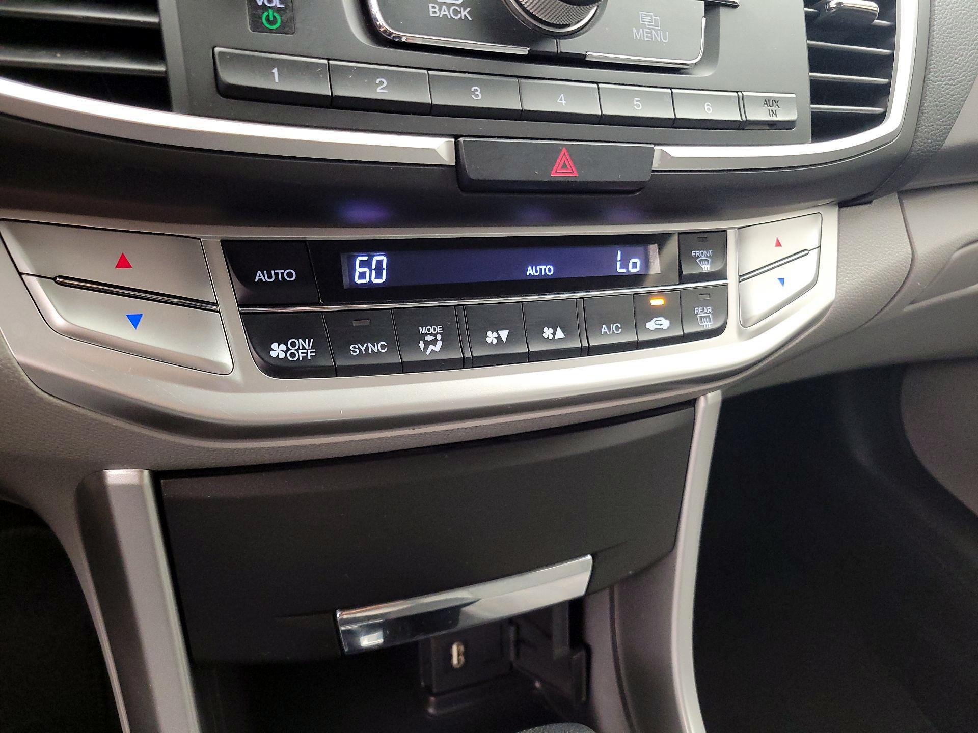 Thumbnail: 2013 Honda Accord - 16
