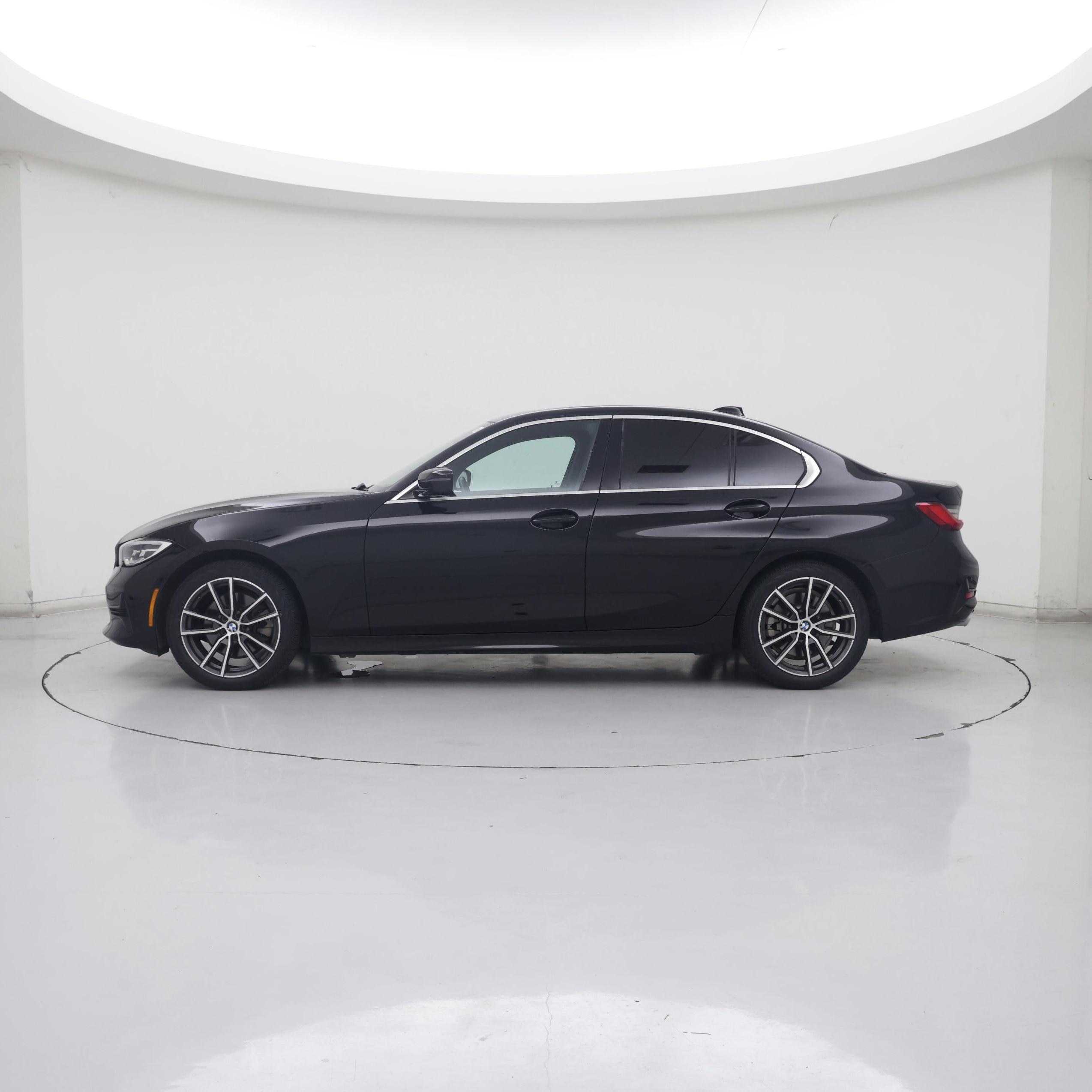Thumbnail: 2020 BMW 3 Series - 3