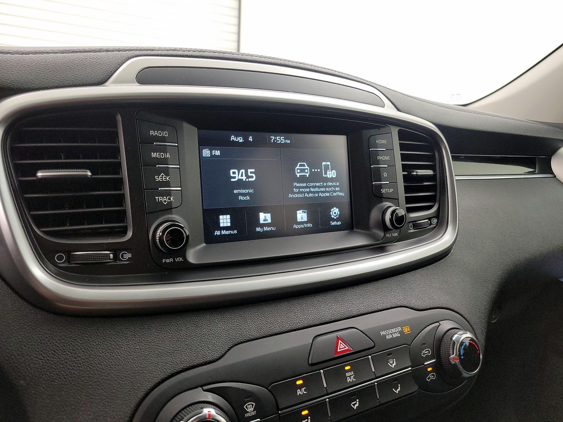 Thumbnail: 2020 Kia Sorento - 15