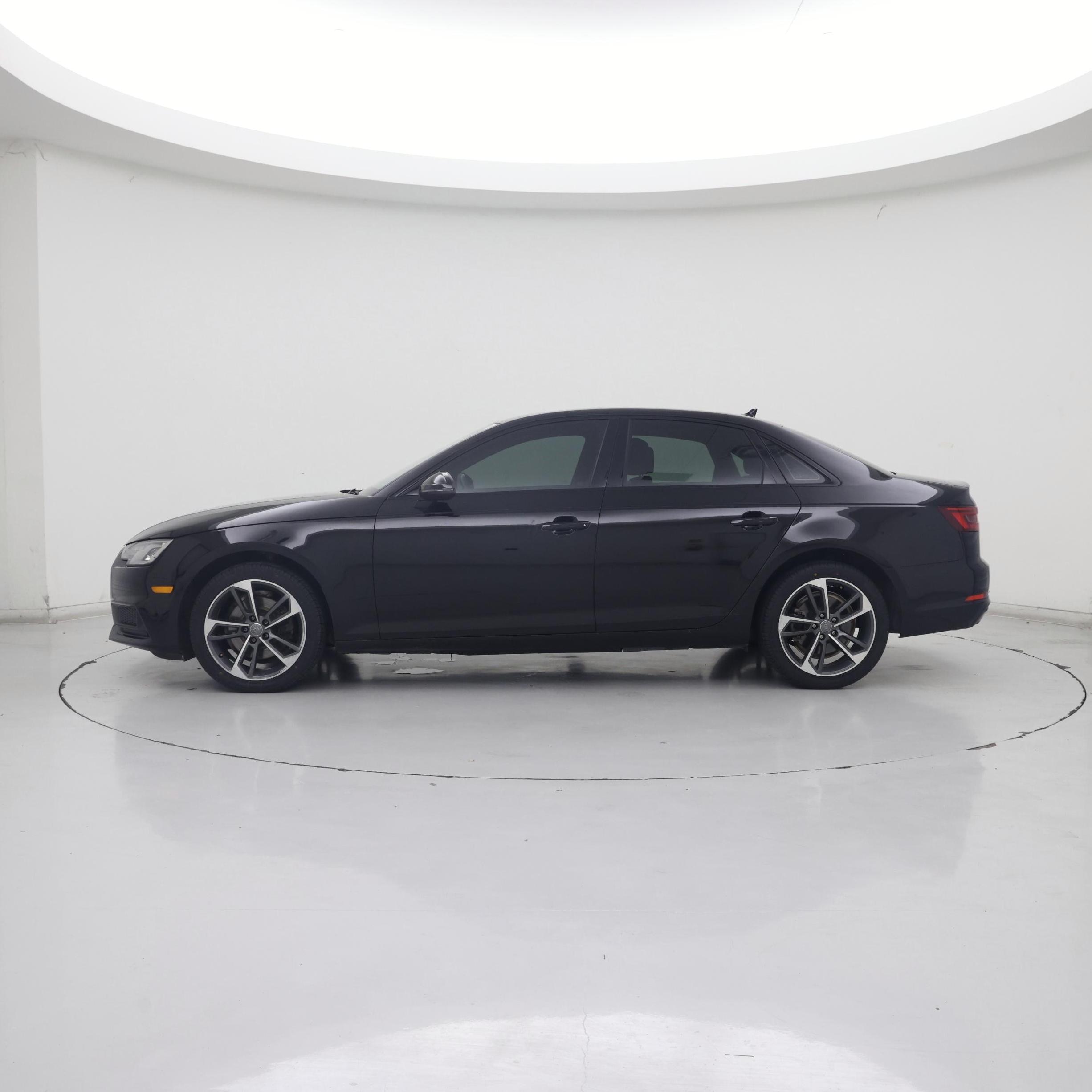 Thumbnail: 2019 Audi A4 - 3