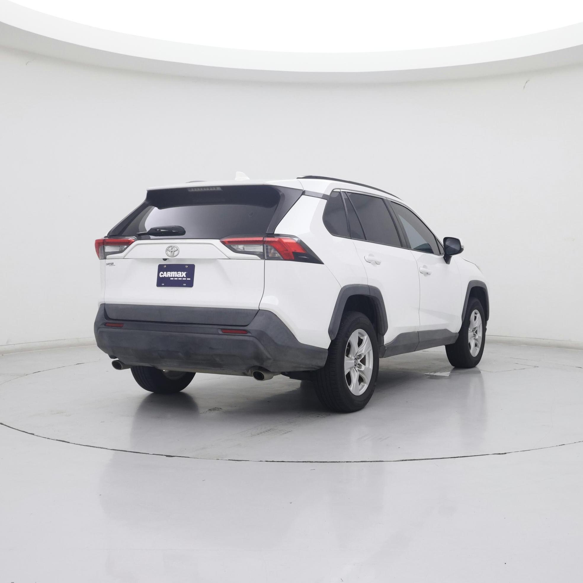 Thumbnail: 2020 Toyota RAV4 - 8