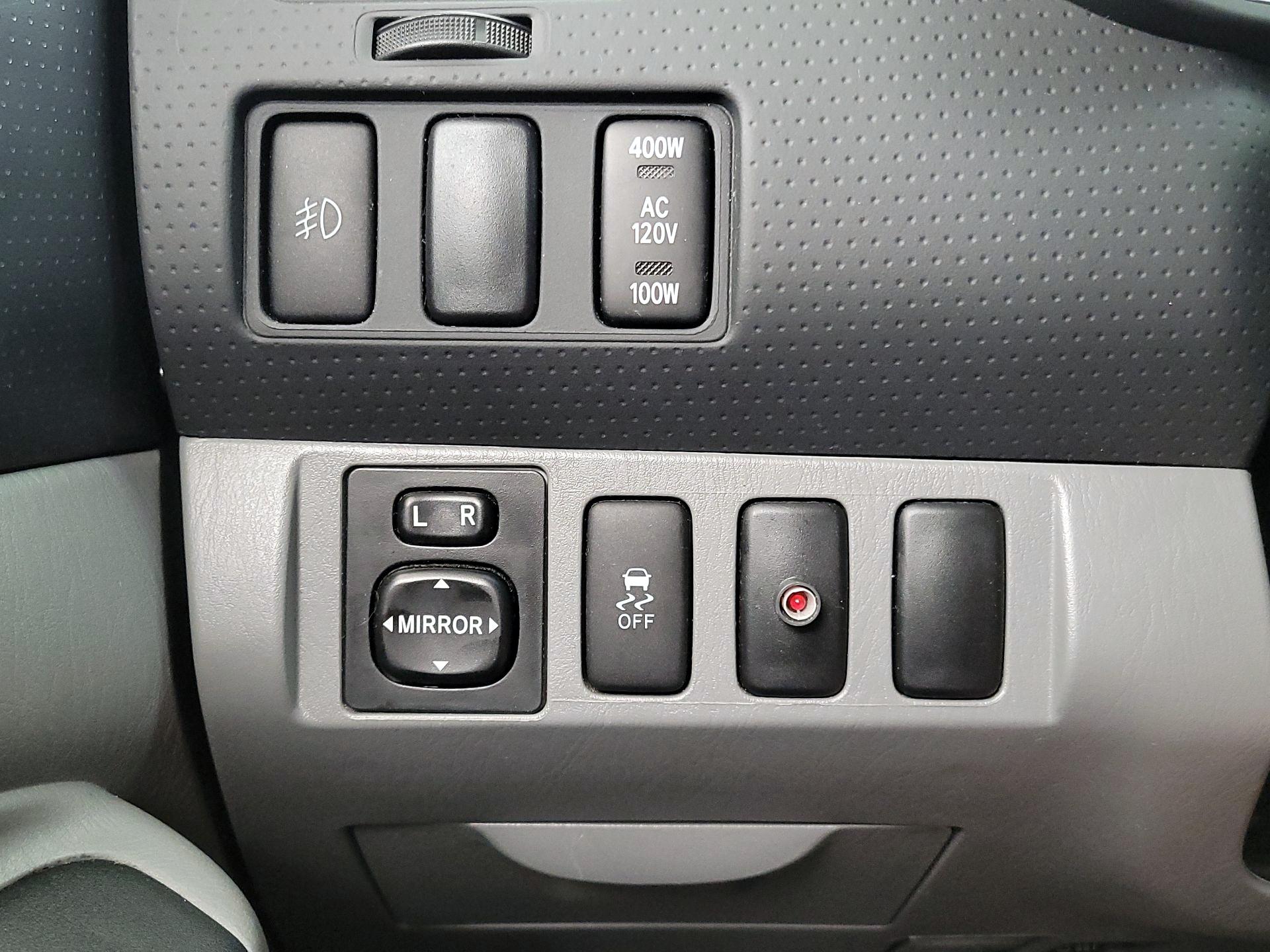 Thumbnail: 2014 Toyota Tacoma - 13