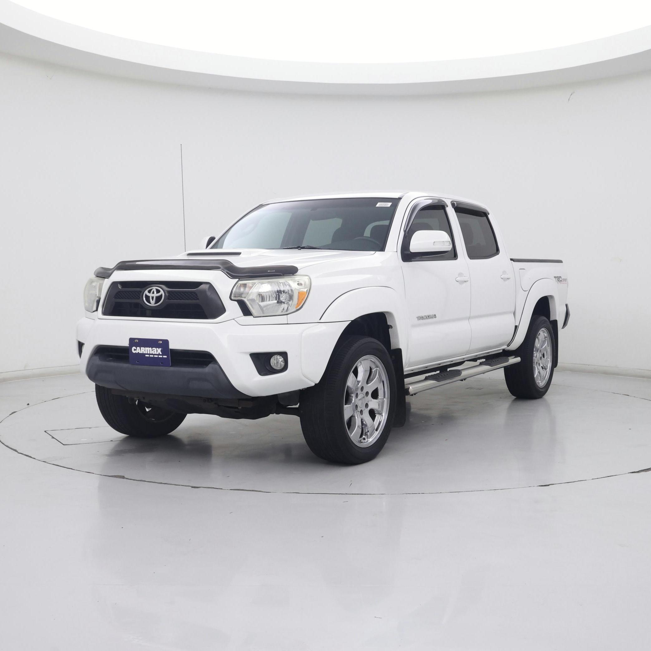 Thumbnail: 2014 Toyota Tacoma - 4