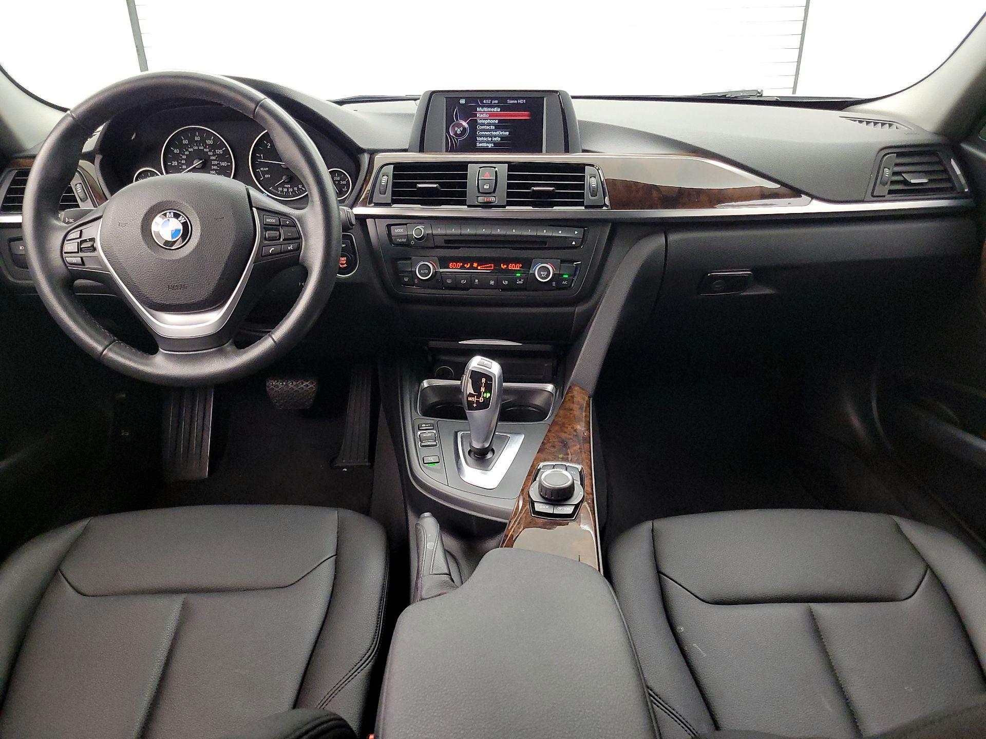 Thumbnail: 2015 BMW 3 Series - 9