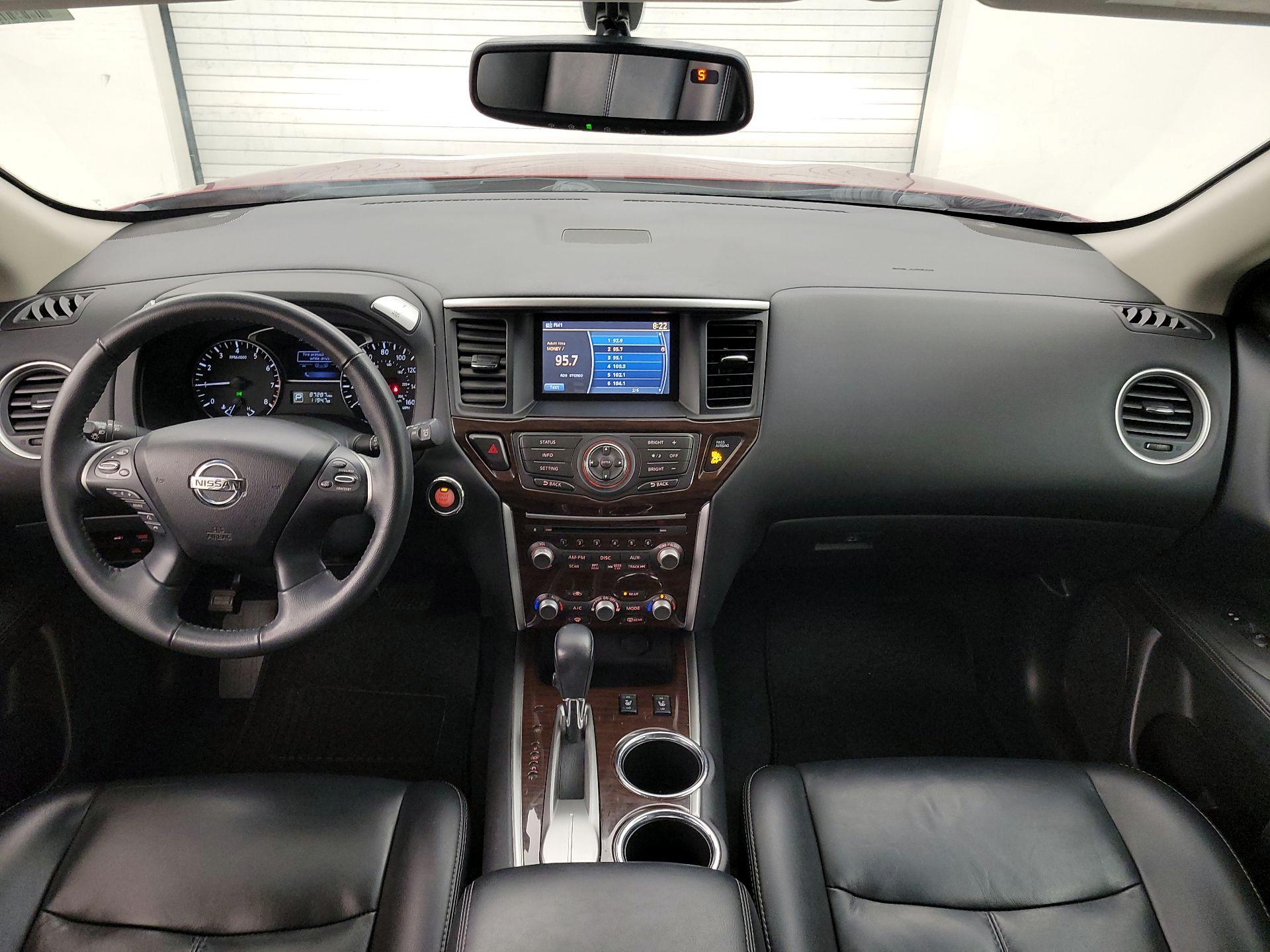 Thumbnail: 2015 Nissan Pathfinder - 9