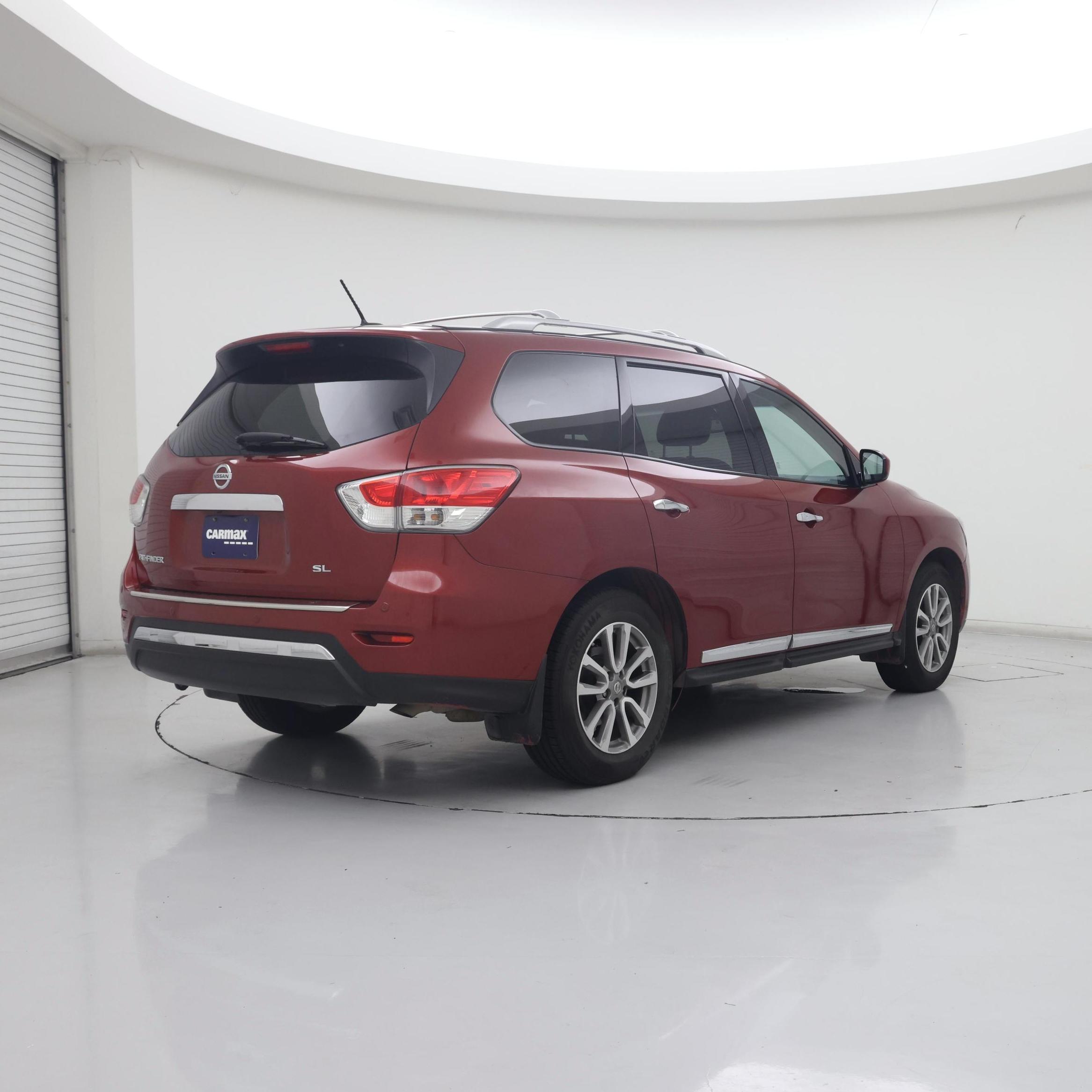 Thumbnail: 2015 Nissan Pathfinder - 8
