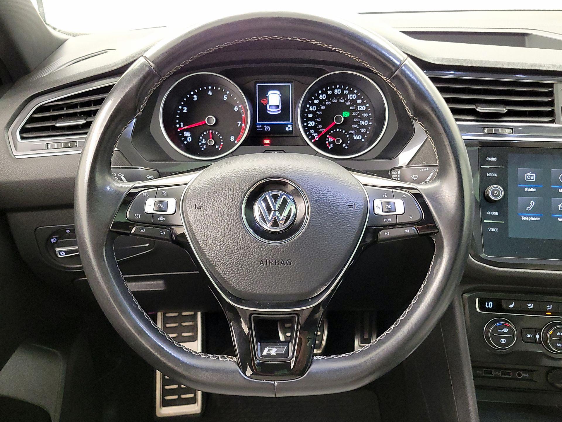 Thumbnail: 2020 Volkswagen Tiguan - 10