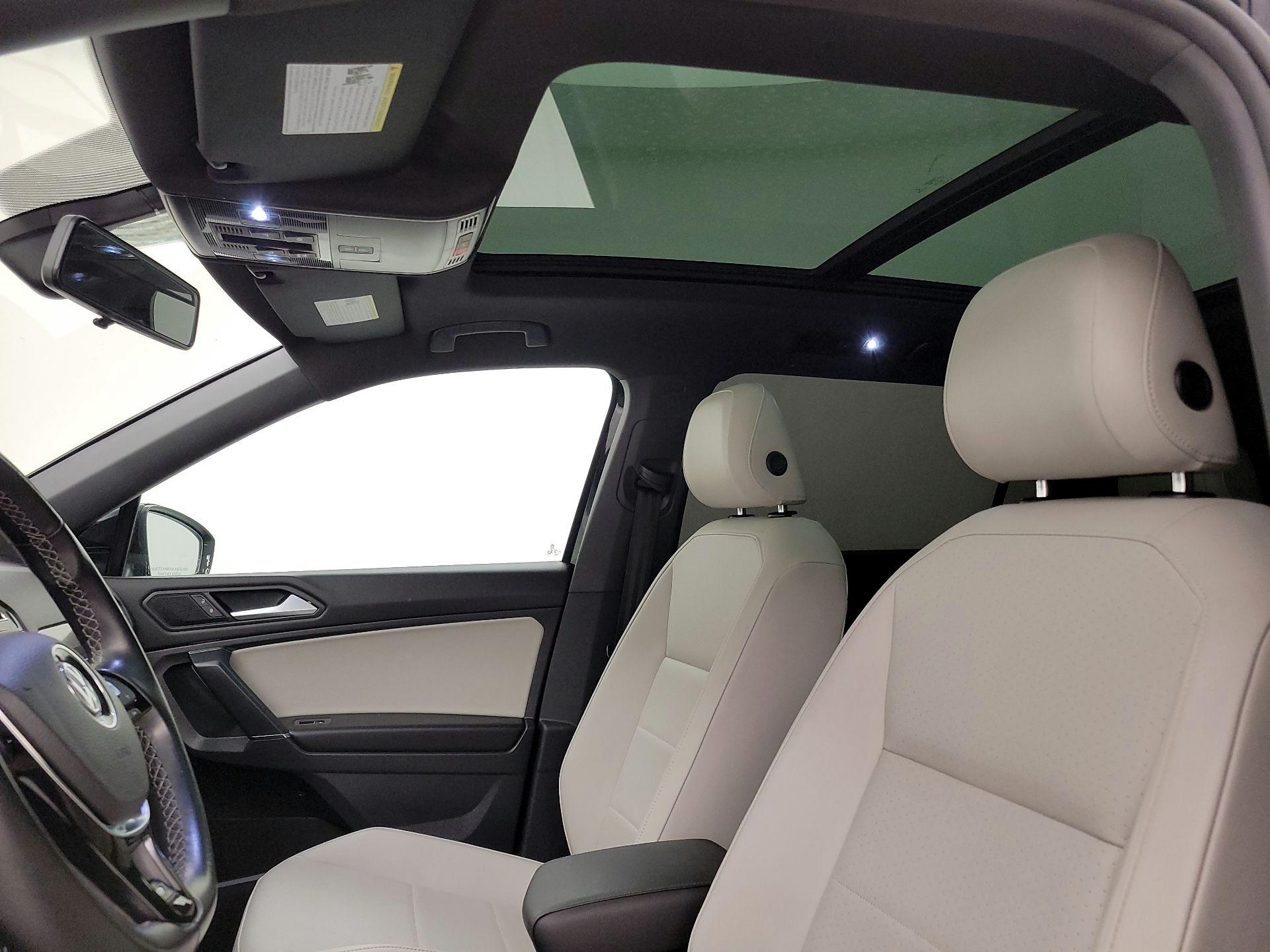 Thumbnail: 2020 Volkswagen Tiguan - 19