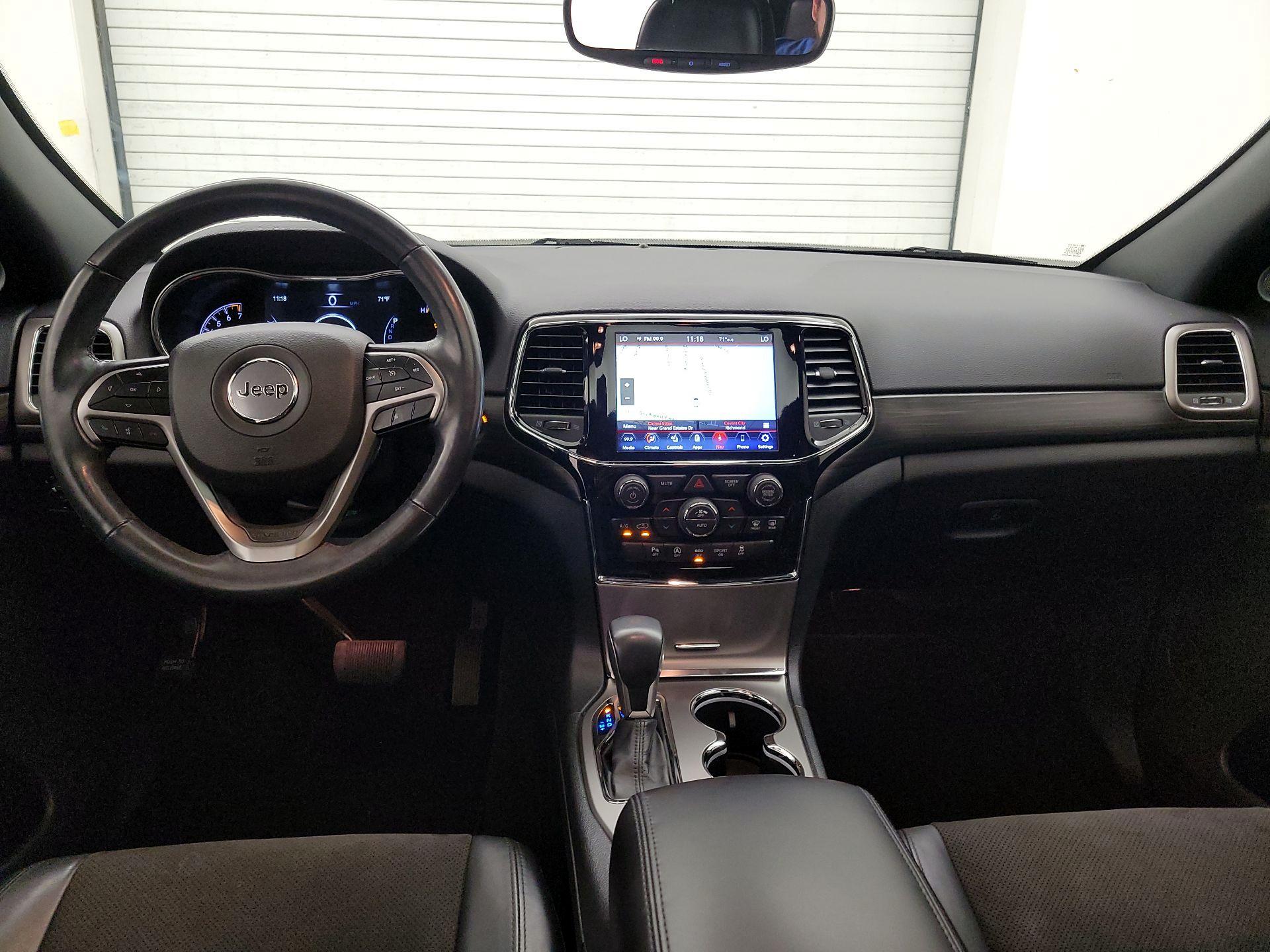 Thumbnail: 2020 Jeep Grand Cherokee - 9