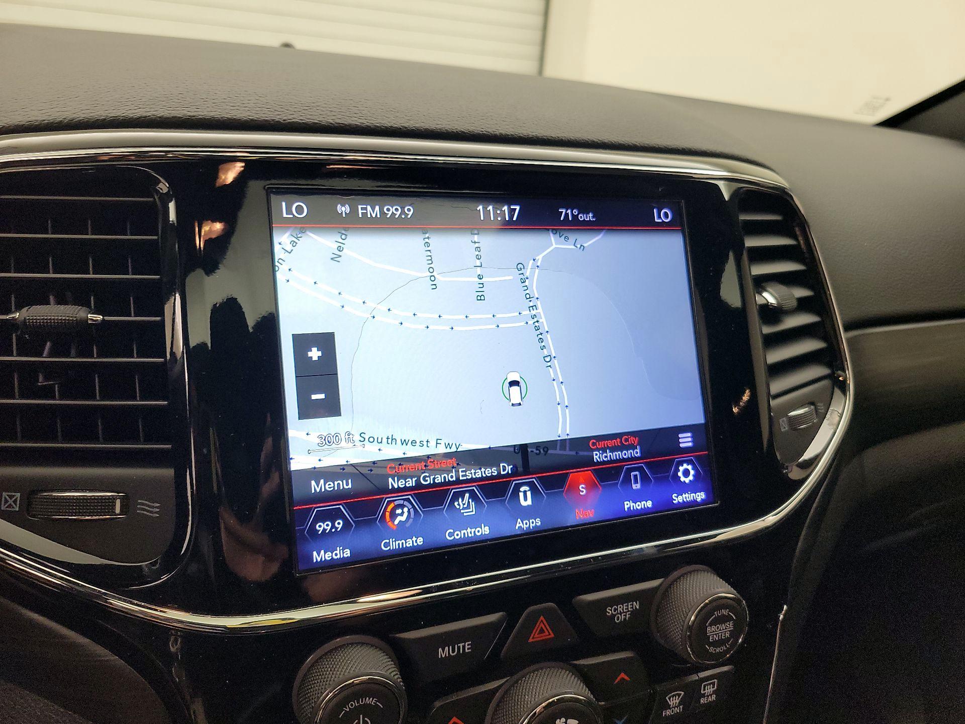 Thumbnail: 2020 Jeep Grand Cherokee - 14