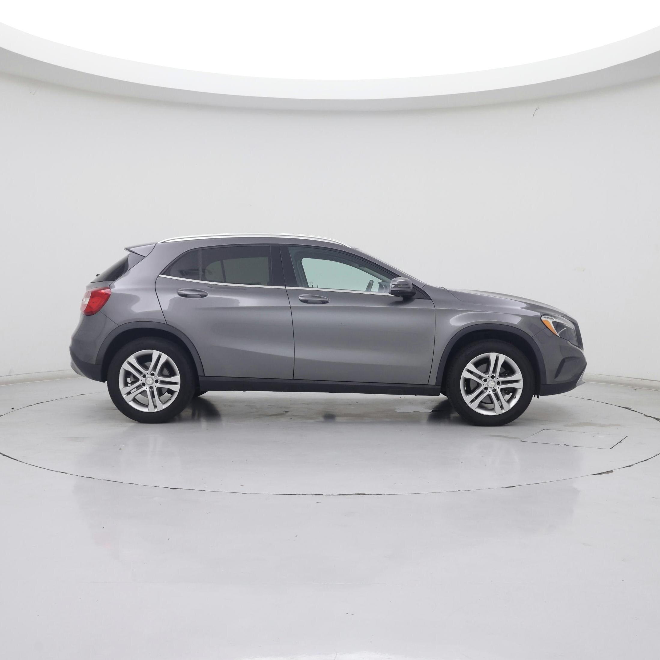 Thumbnail: 2015 Mercedes-Benz GLA - 7