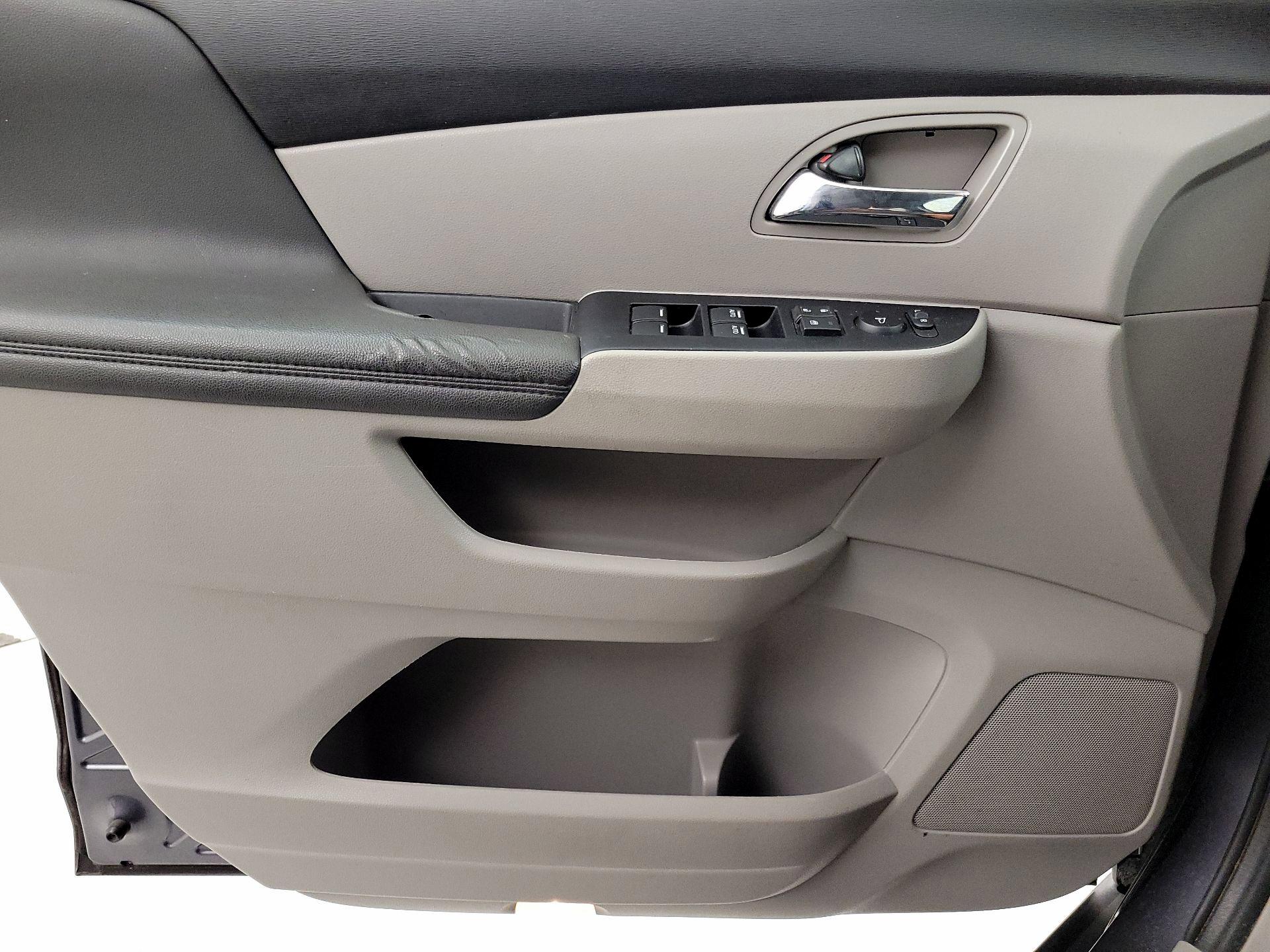 Thumbnail: 2014 Honda Odyssey - 12
