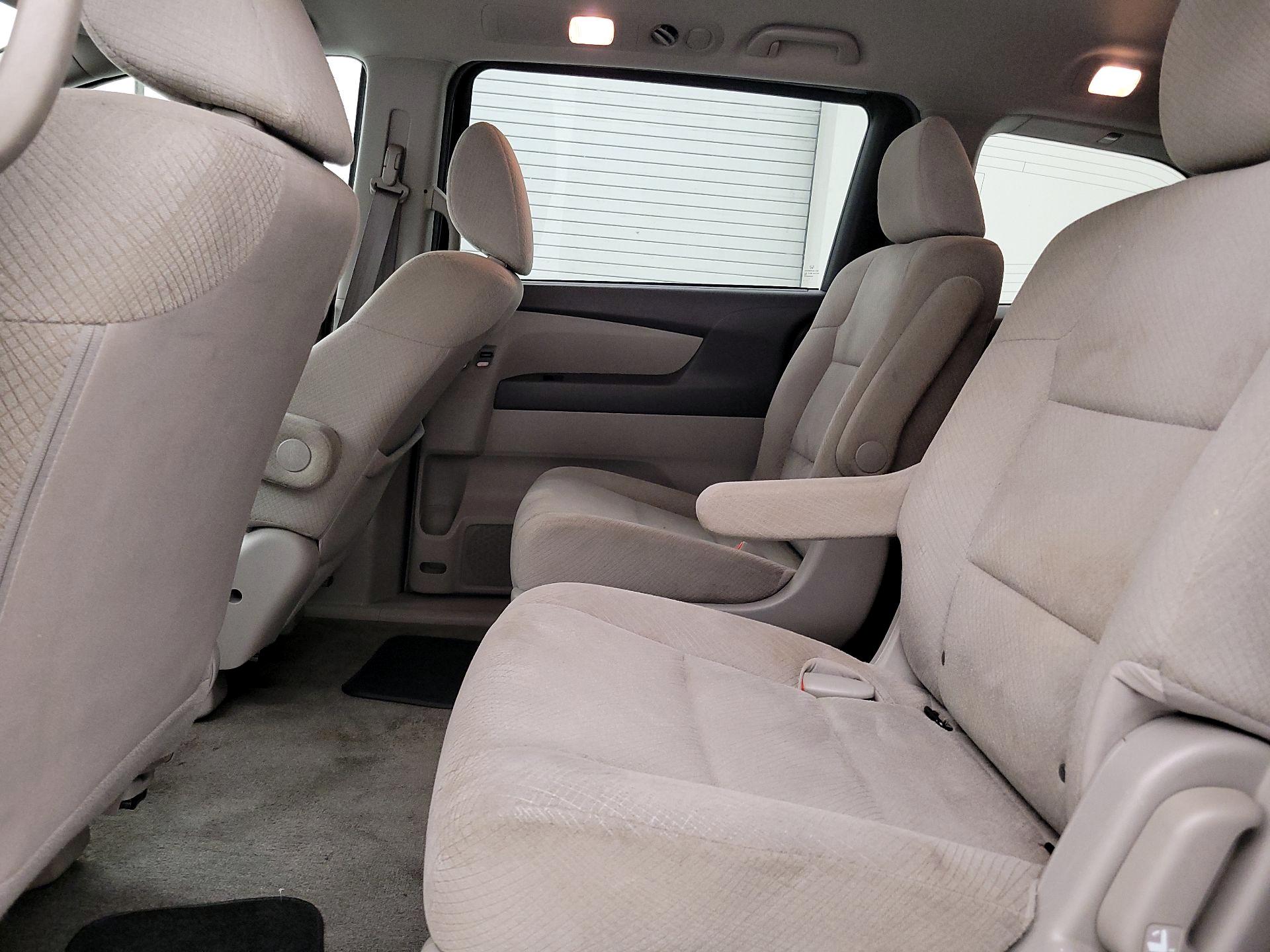 Thumbnail: 2014 Honda Odyssey - 19