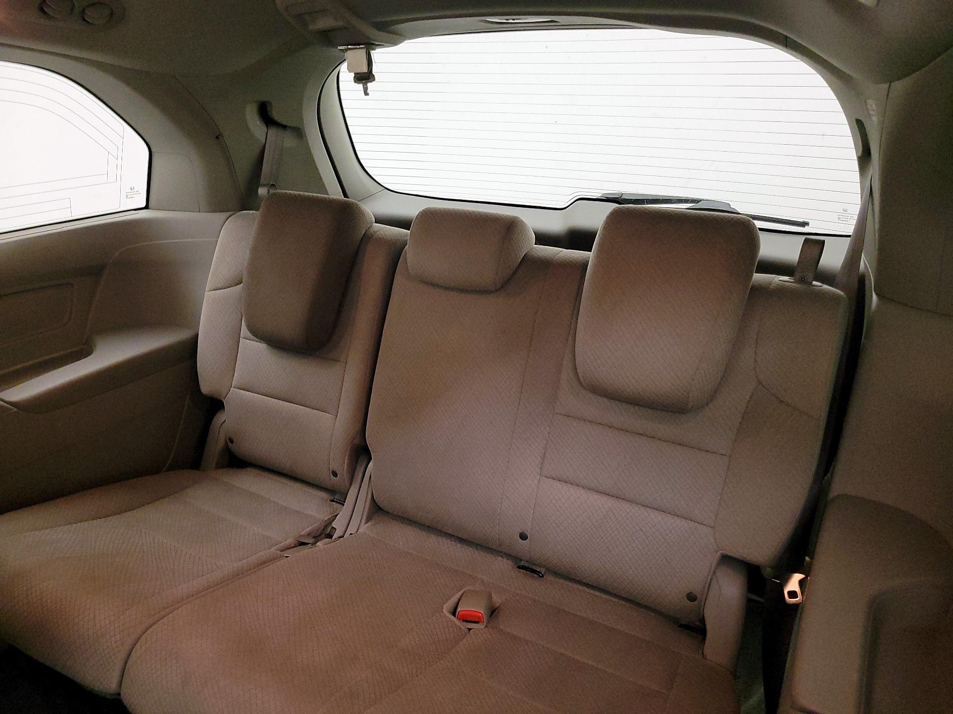 Thumbnail: 2014 Honda Odyssey - 20