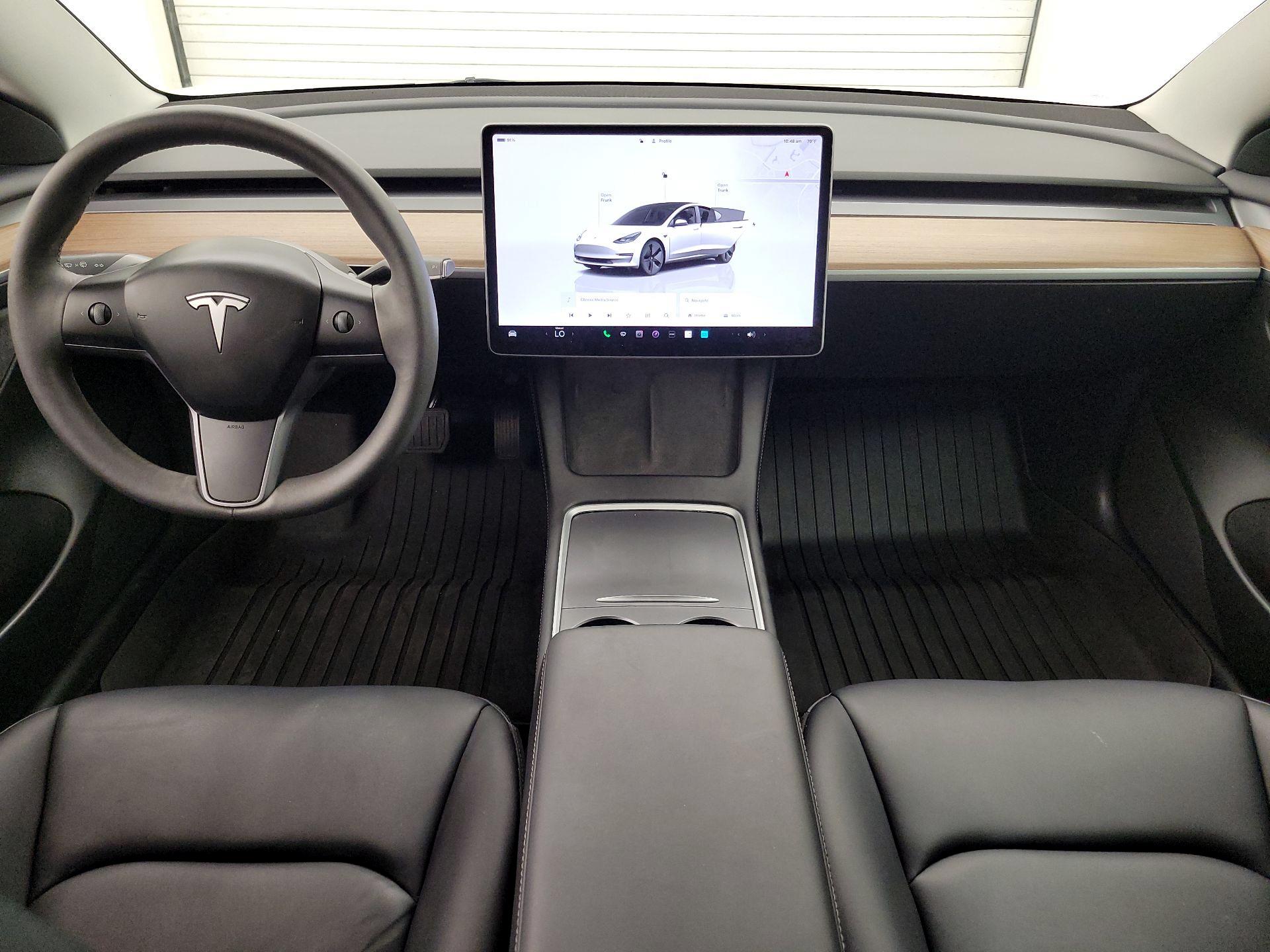 Thumbnail: 2023 Tesla Model 3 - 9