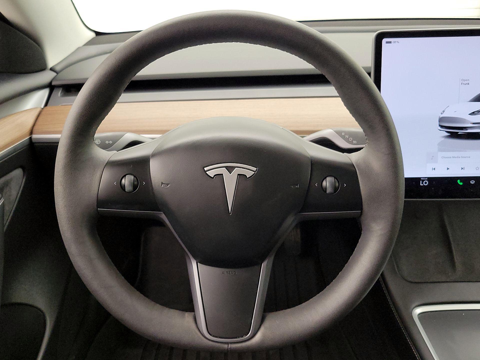 Thumbnail: 2023 Tesla Model 3 - 10