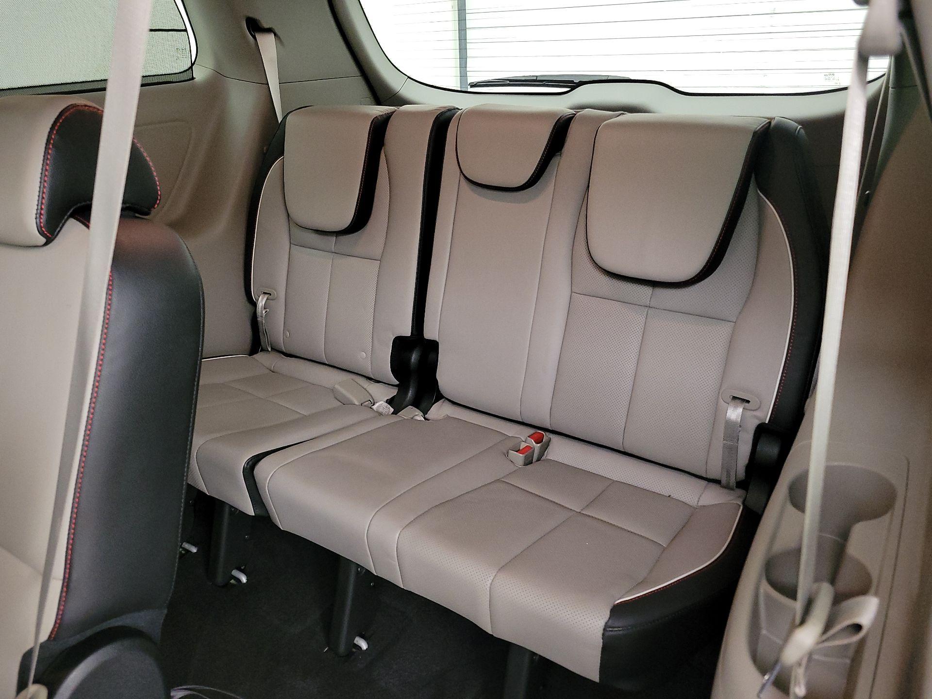 Thumbnail: 2019 Kia Sedona - 20