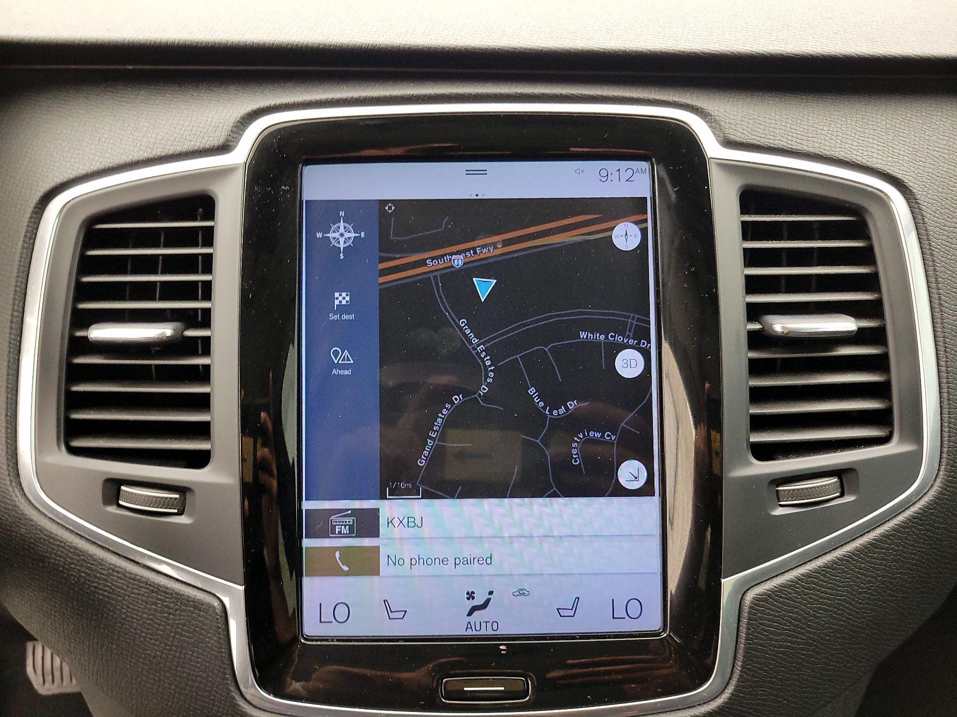 Thumbnail: 2018 Volvo XC90 - 14