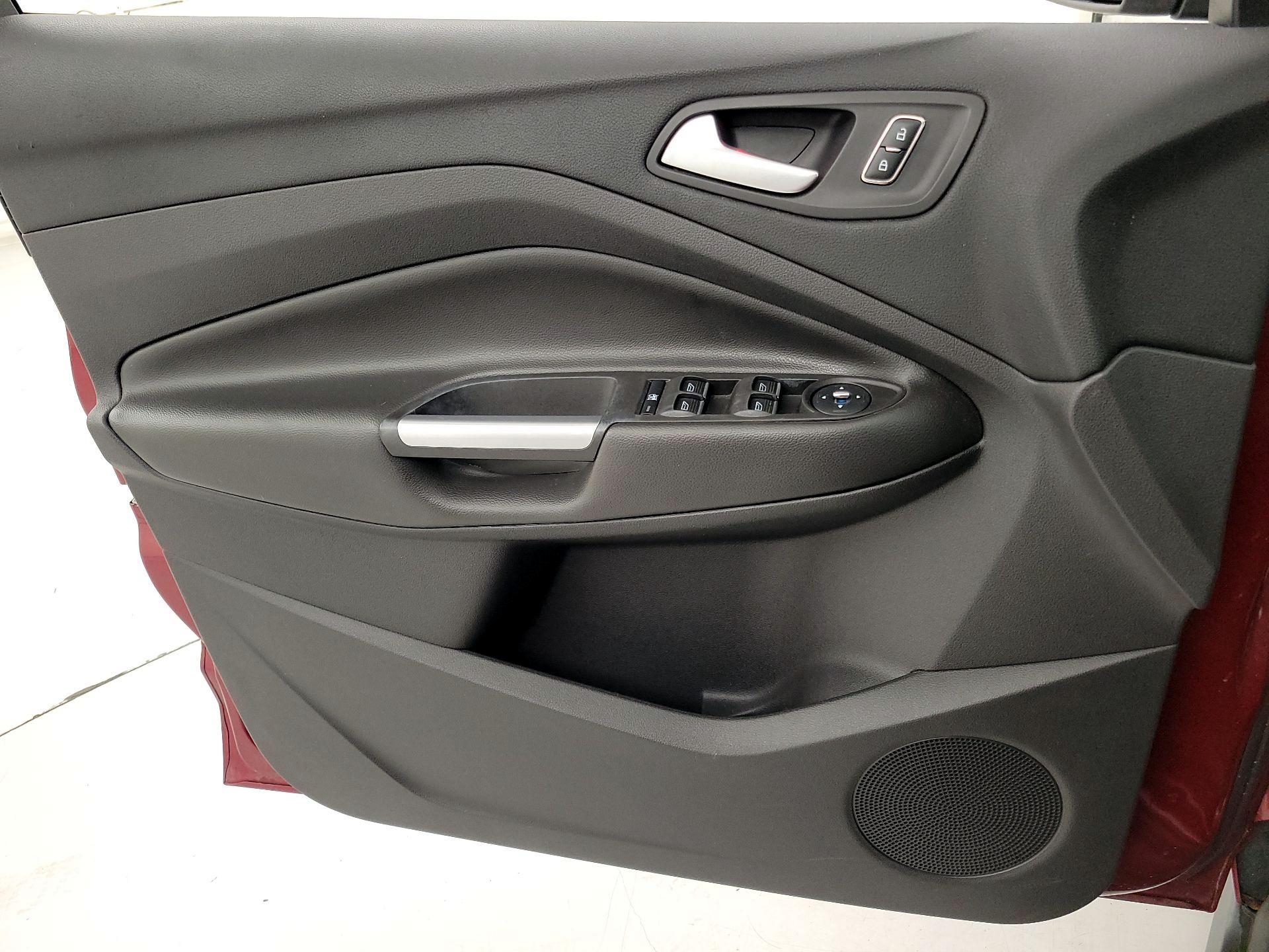 Thumbnail: 2013 Ford C-Max - 12