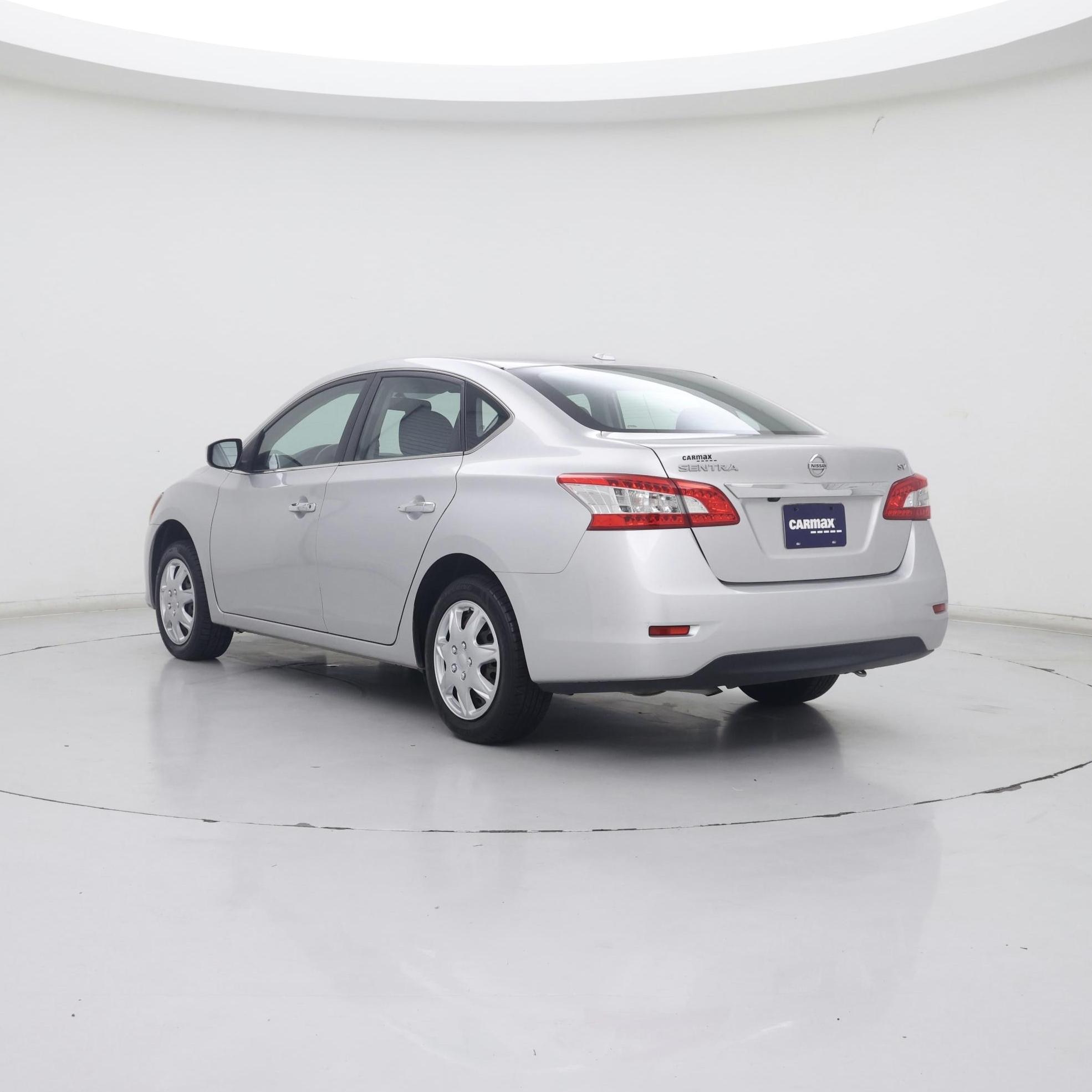 Thumbnail: 2015 Nissan Sentra - 2