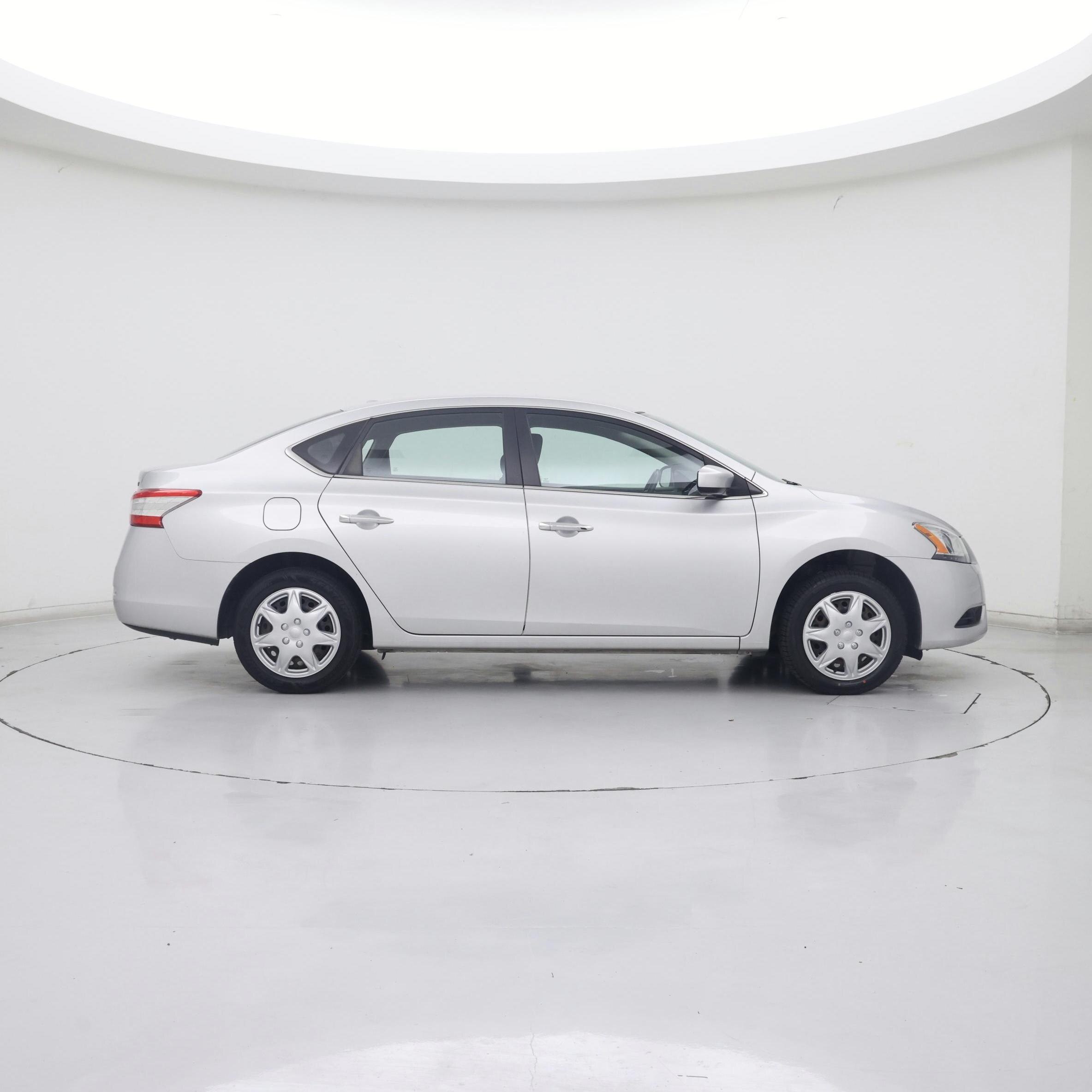 Thumbnail: 2015 Nissan Sentra - 7