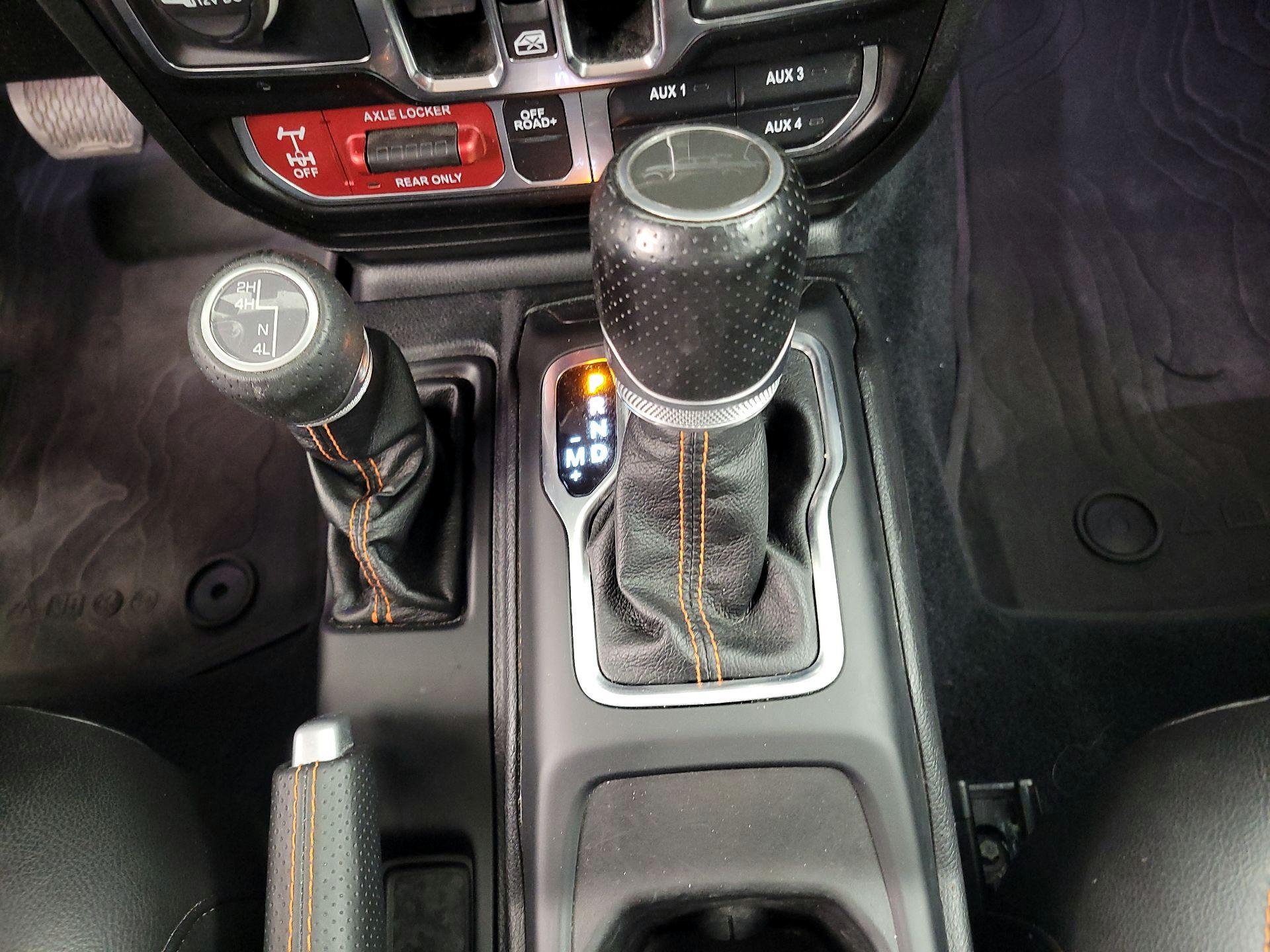 Thumbnail: 2020 Jeep Gladiator - 18
