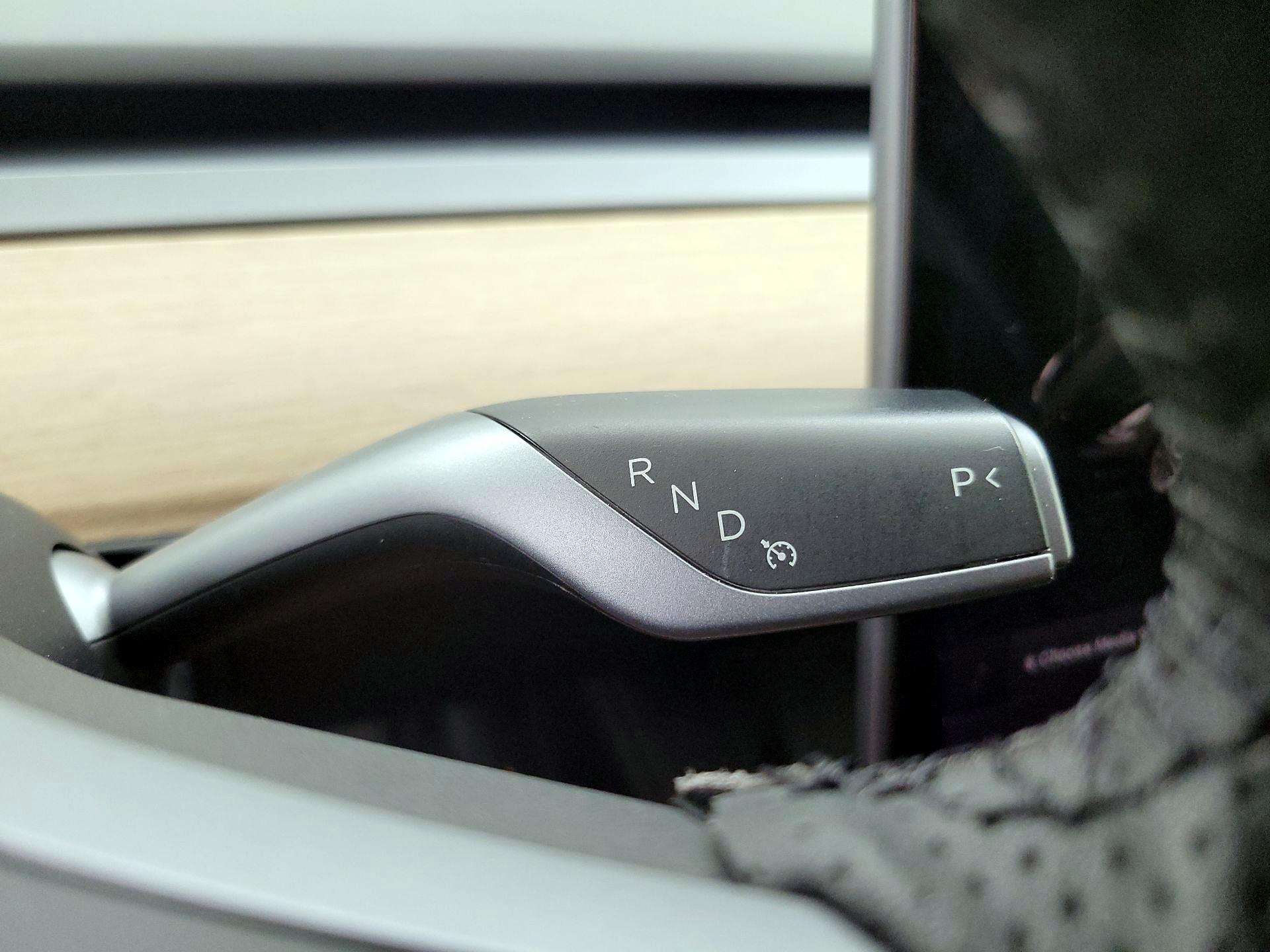 Thumbnail: 2021 Tesla Model 3 - 16