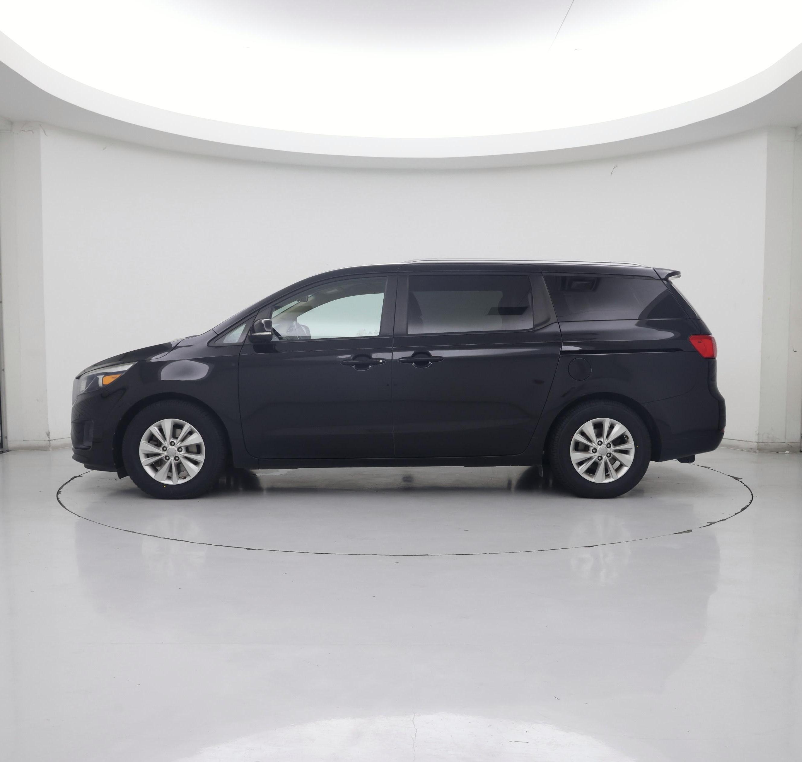 Thumbnail: 2017 Kia Sedona - 3