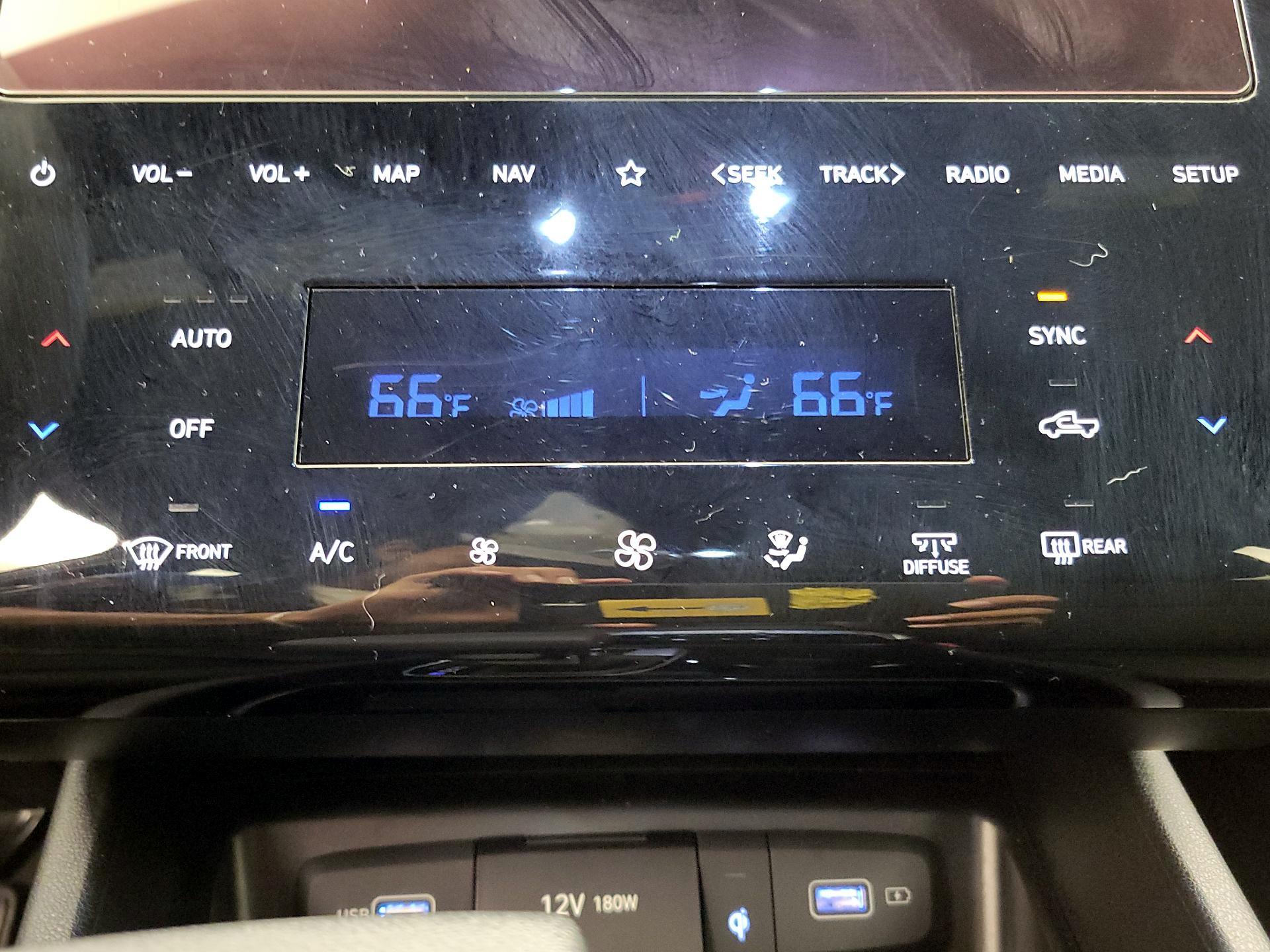 Thumbnail: 2024 Hyundai Santa Cruz - 17