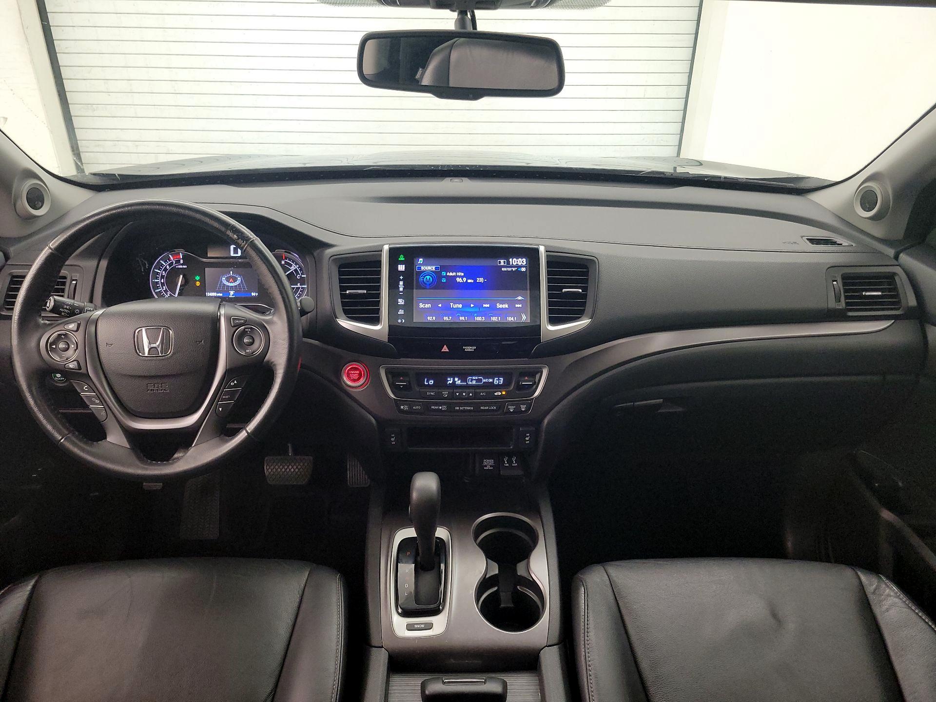 Thumbnail: 2016 Honda Pilot - 9