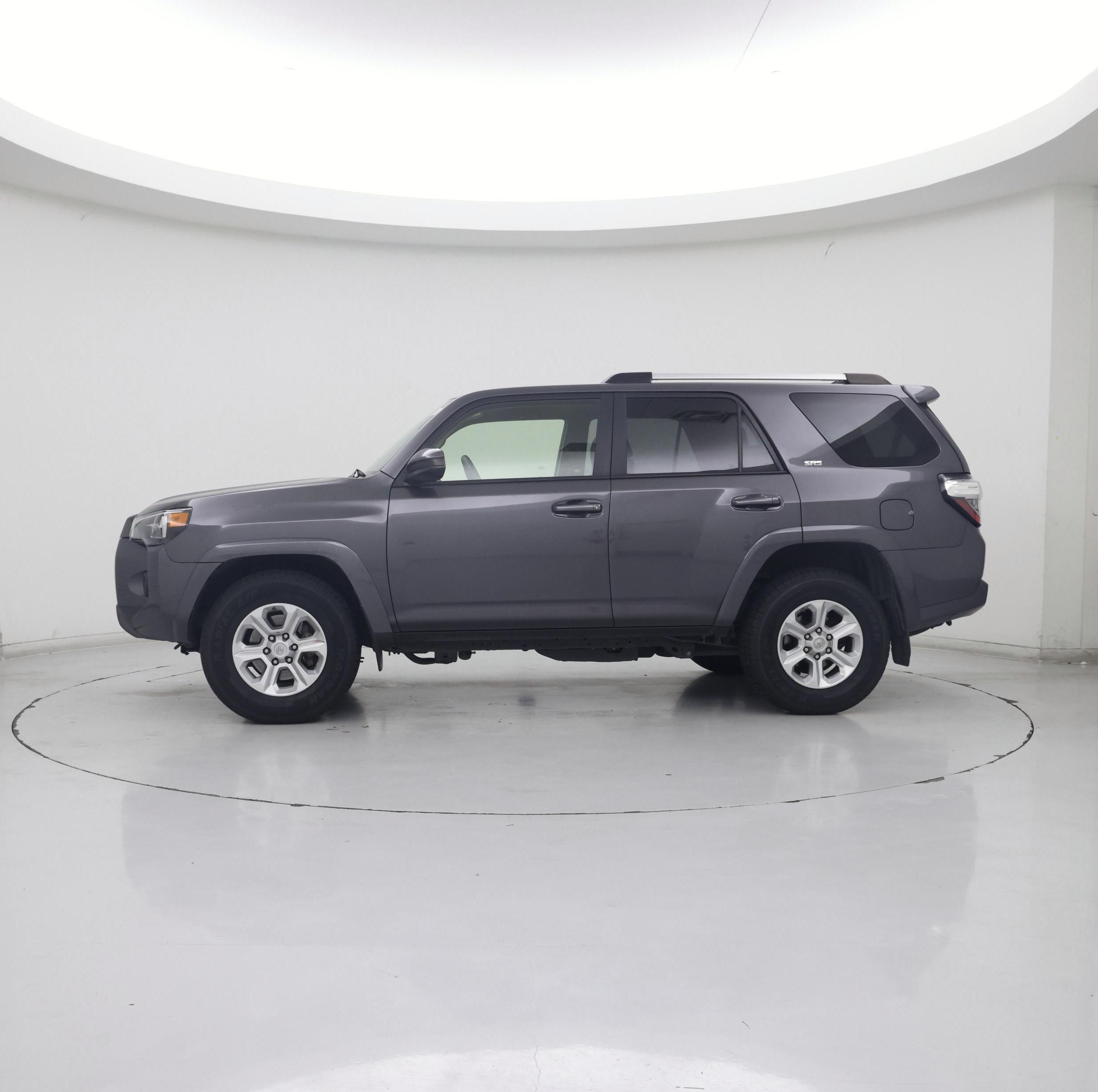 Thumbnail: 2021 Toyota 4Runner - 3