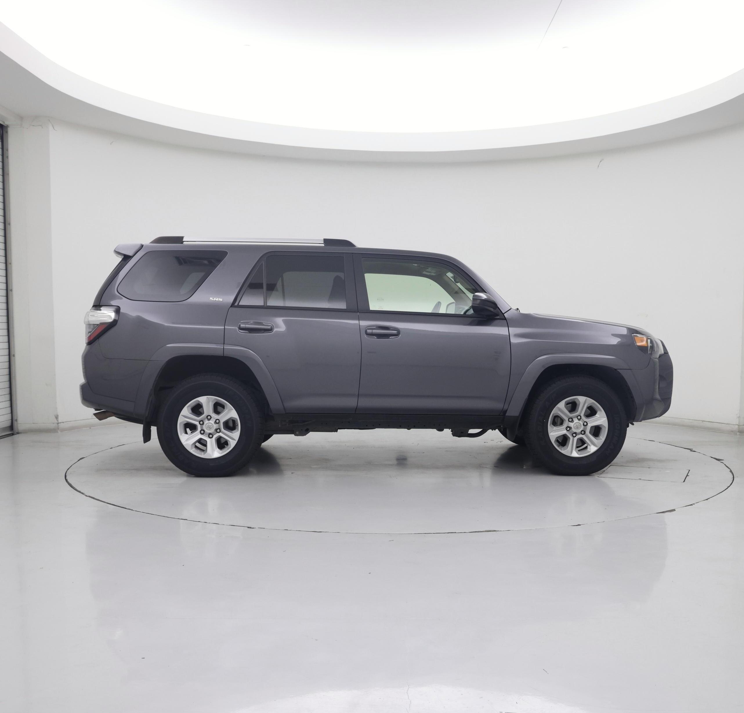 Thumbnail: 2021 Toyota 4Runner - 7