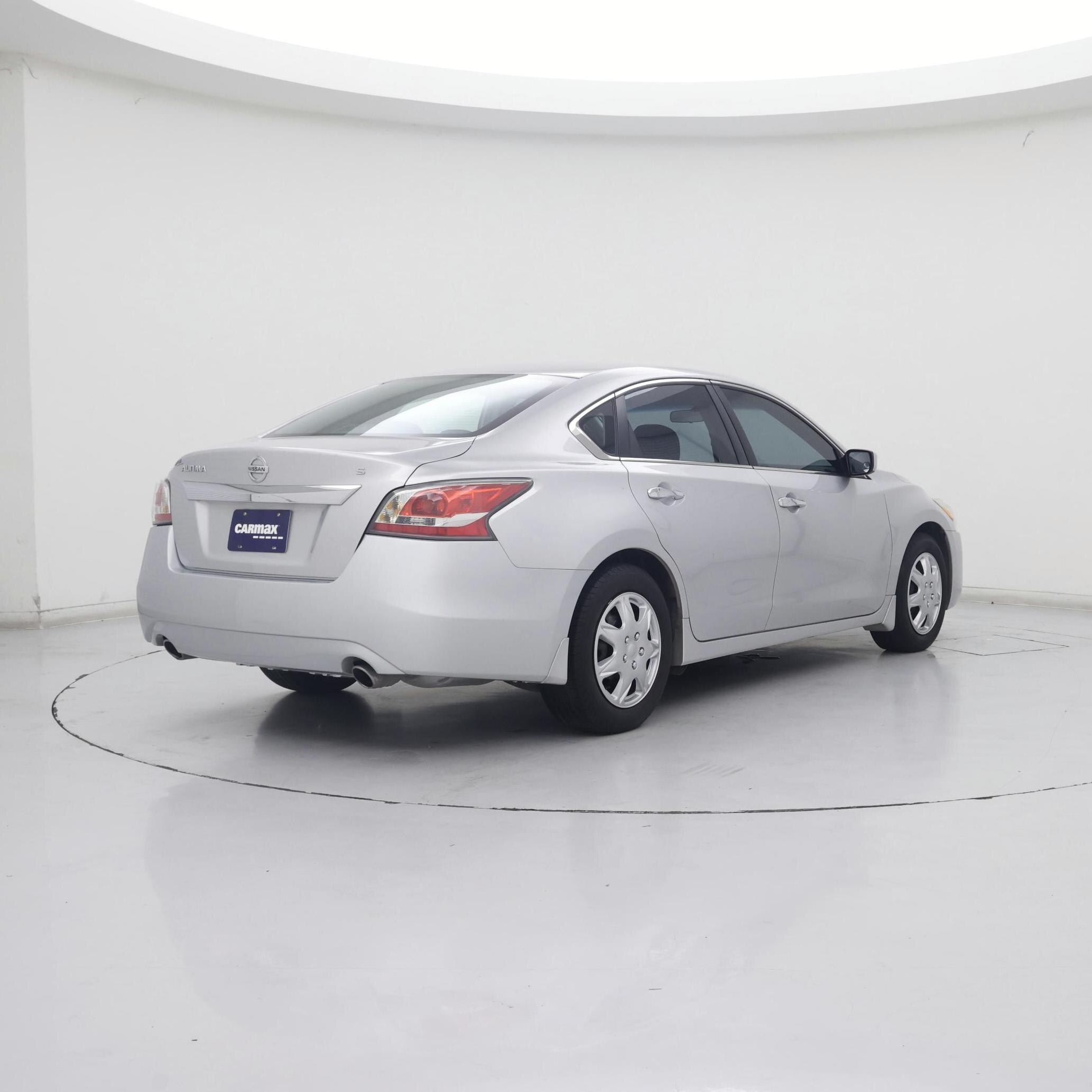 Thumbnail: 2015 Nissan Altima - 8
