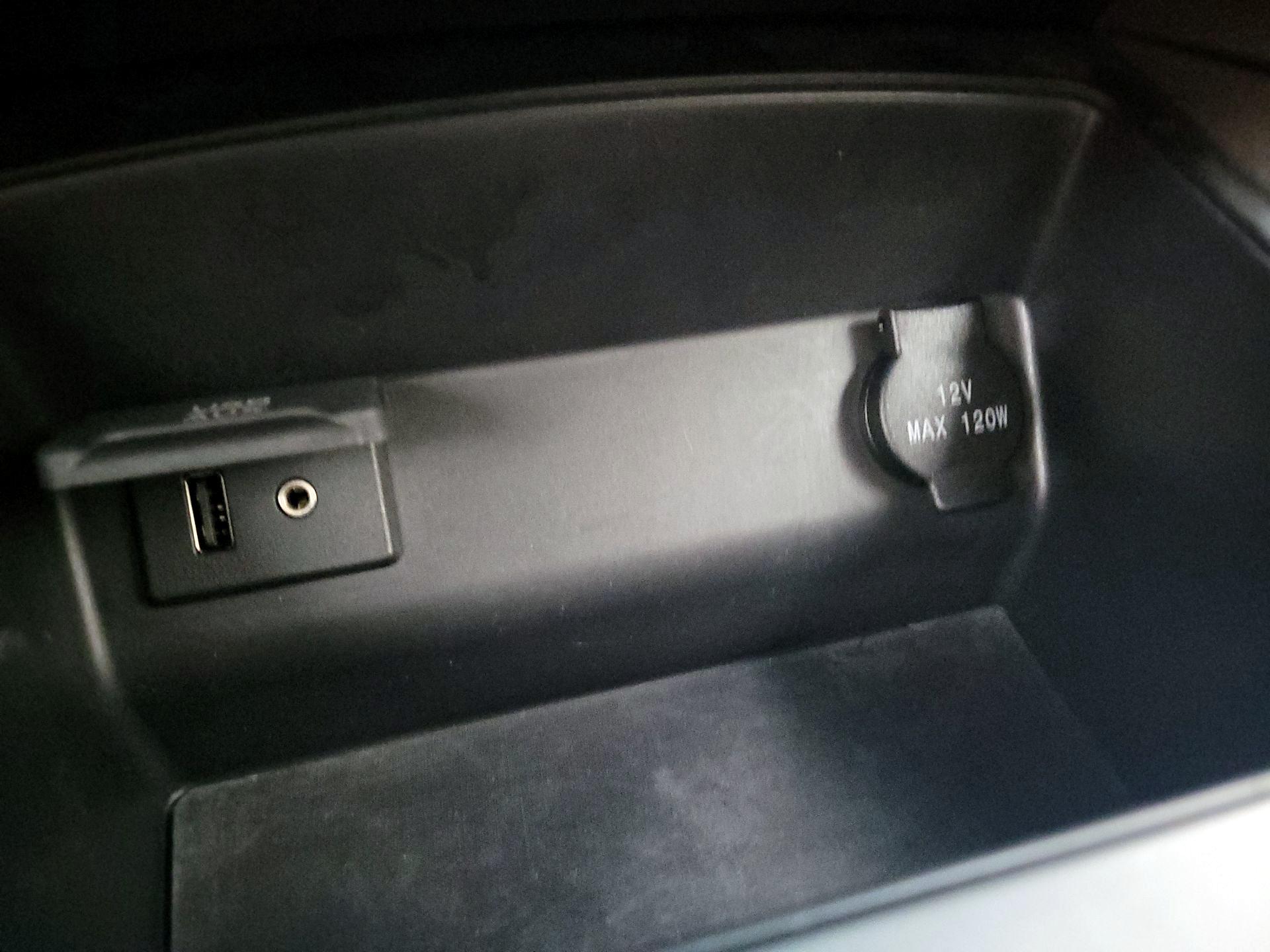 Thumbnail: 2015 Nissan Altima - 18