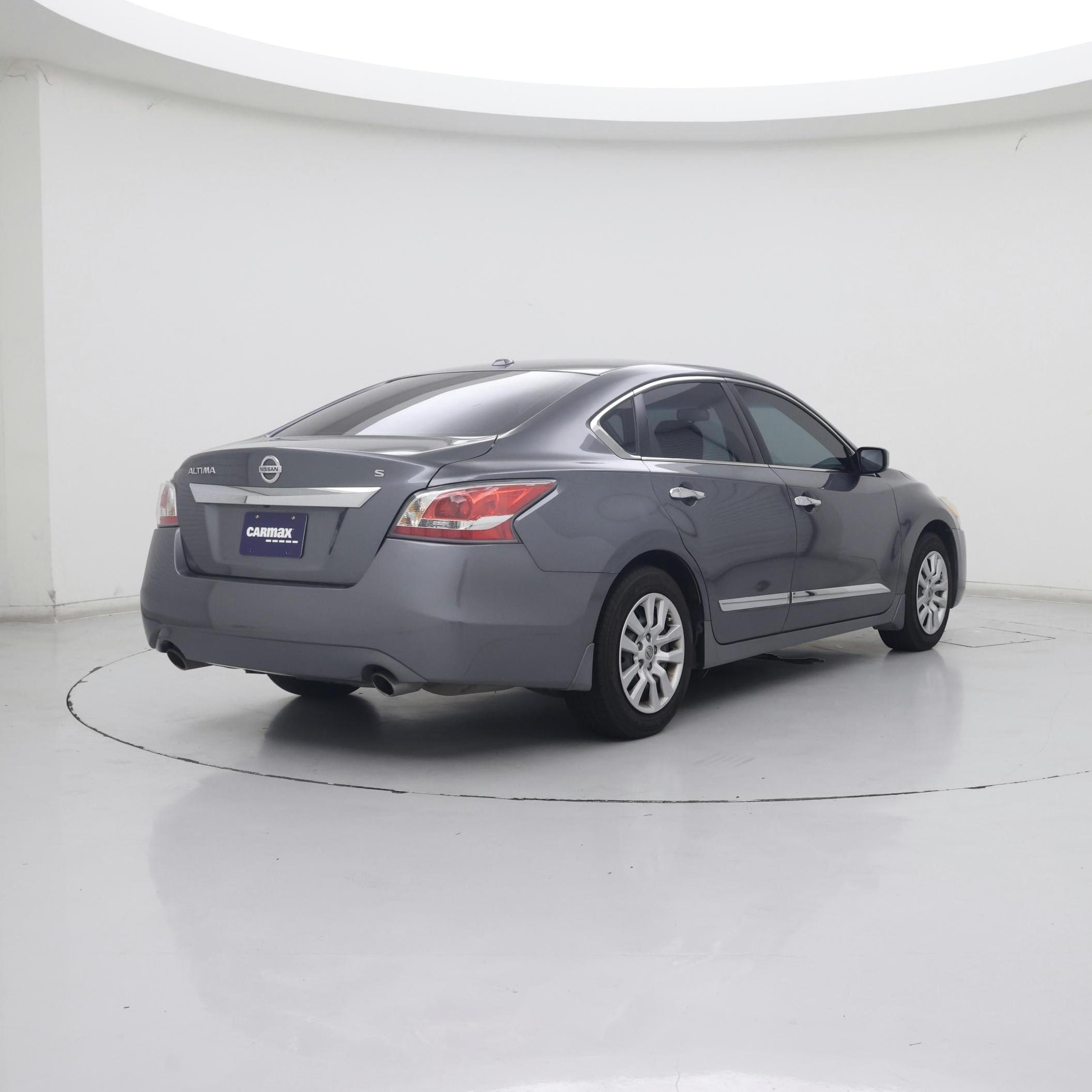 Thumbnail: 2015 Nissan Altima - 8