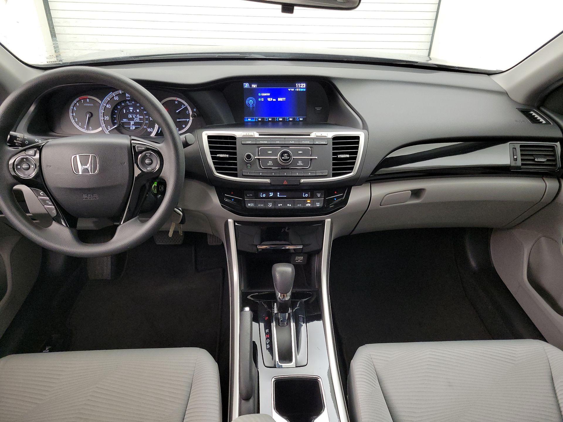 Thumbnail: 2016 Honda Accord - 9