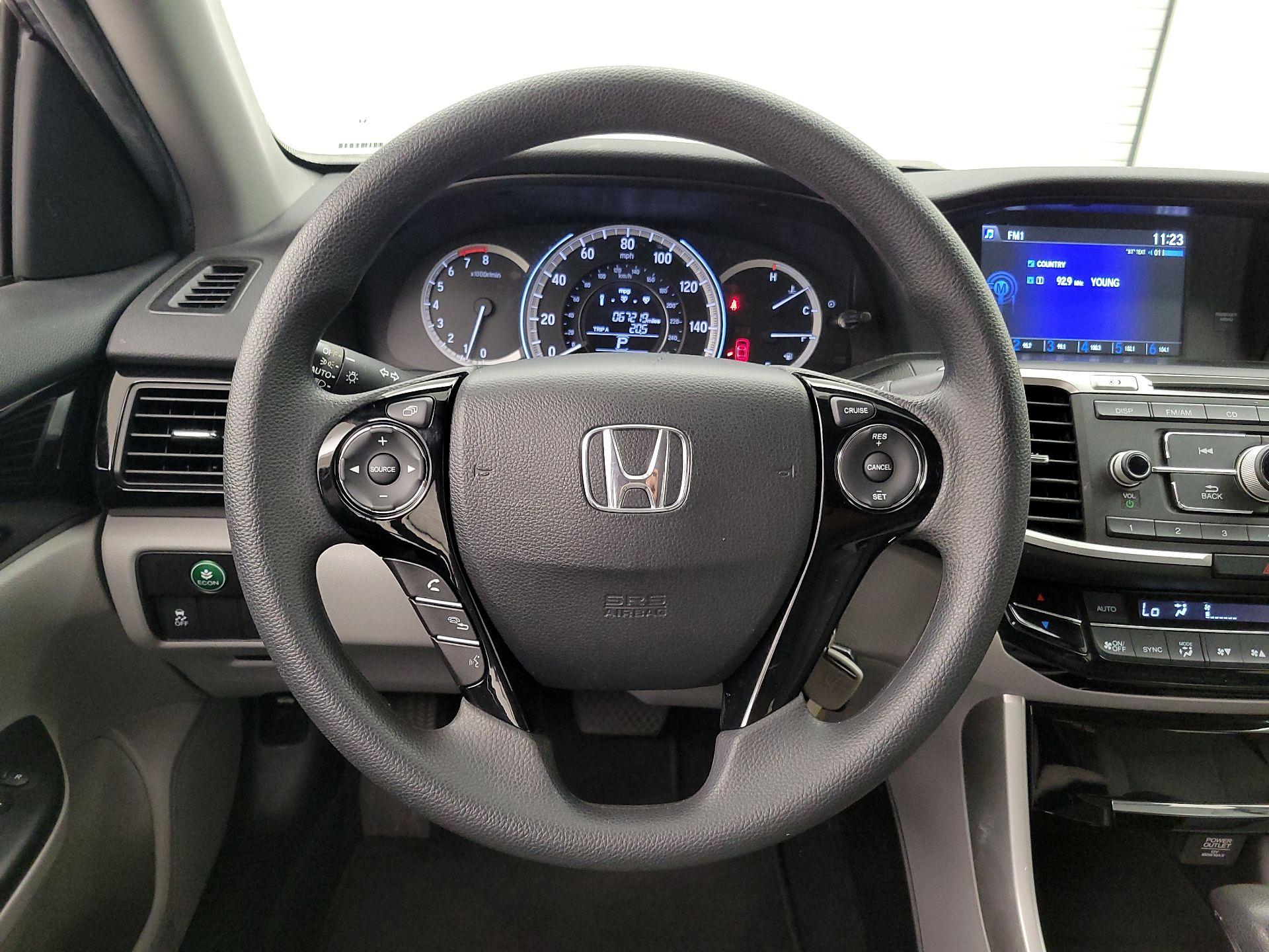 Thumbnail: 2016 Honda Accord - 10