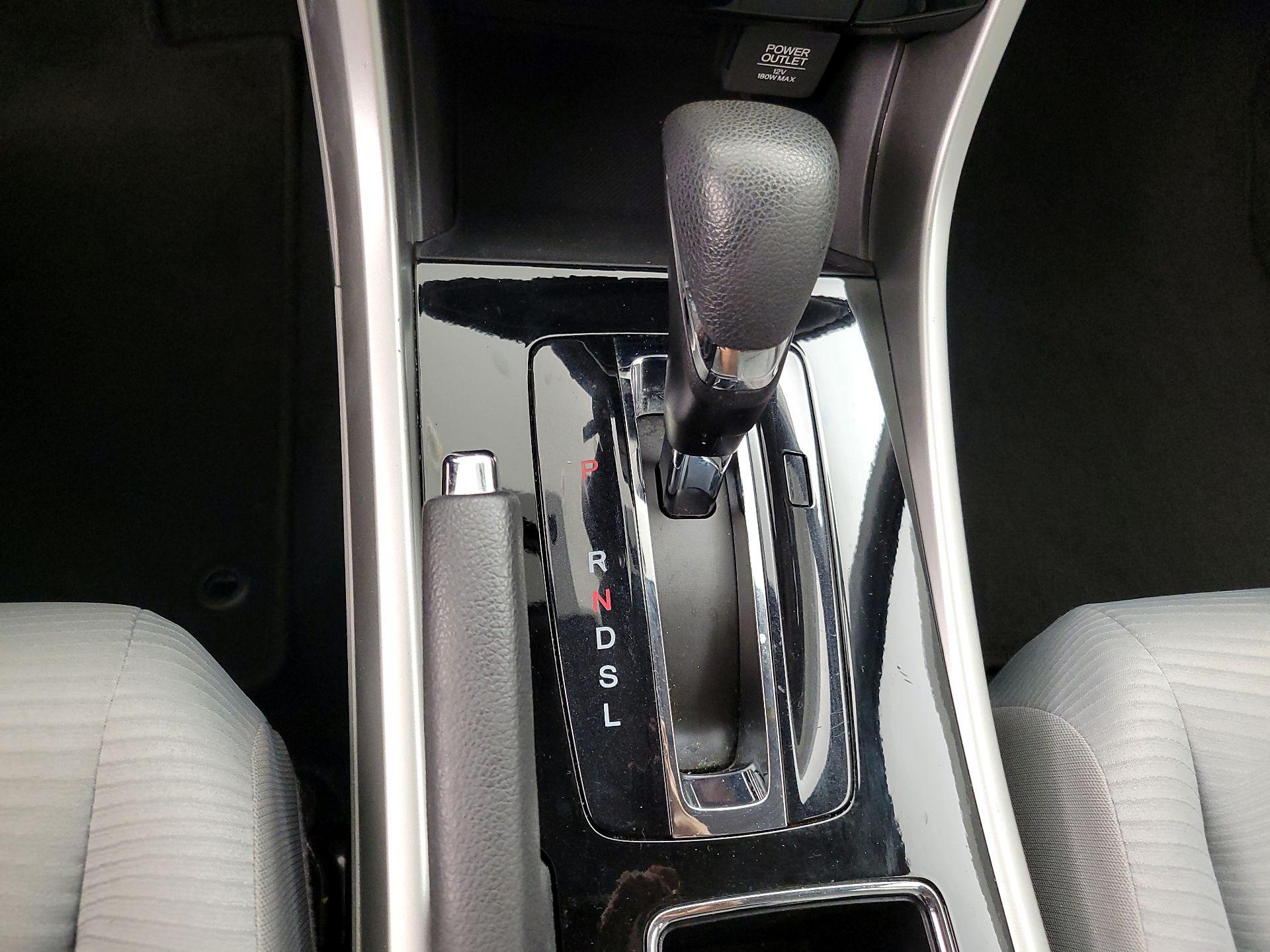 Thumbnail: 2016 Honda Accord - 17