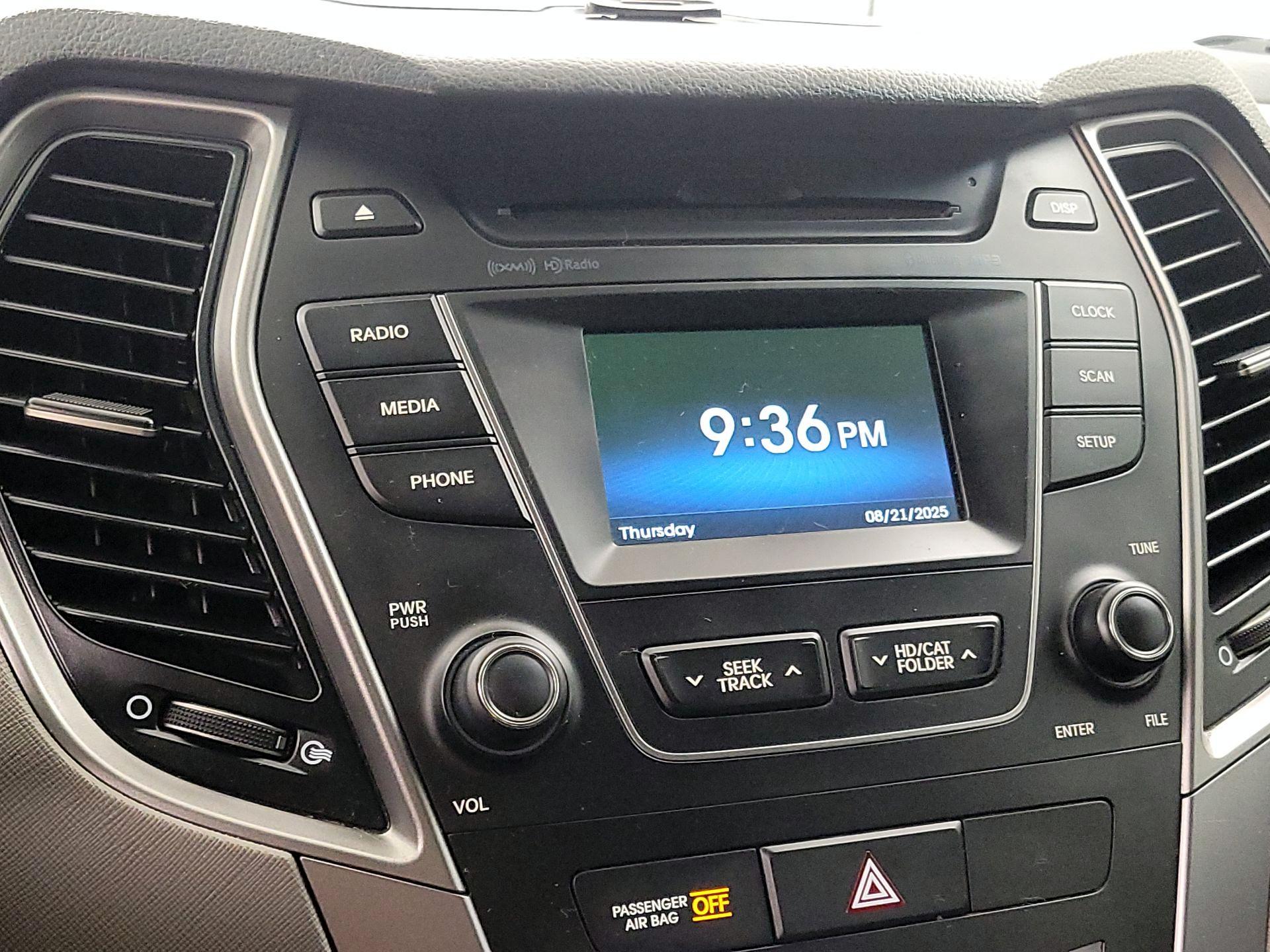 Thumbnail: 2014 Hyundai Santa Fe - 15