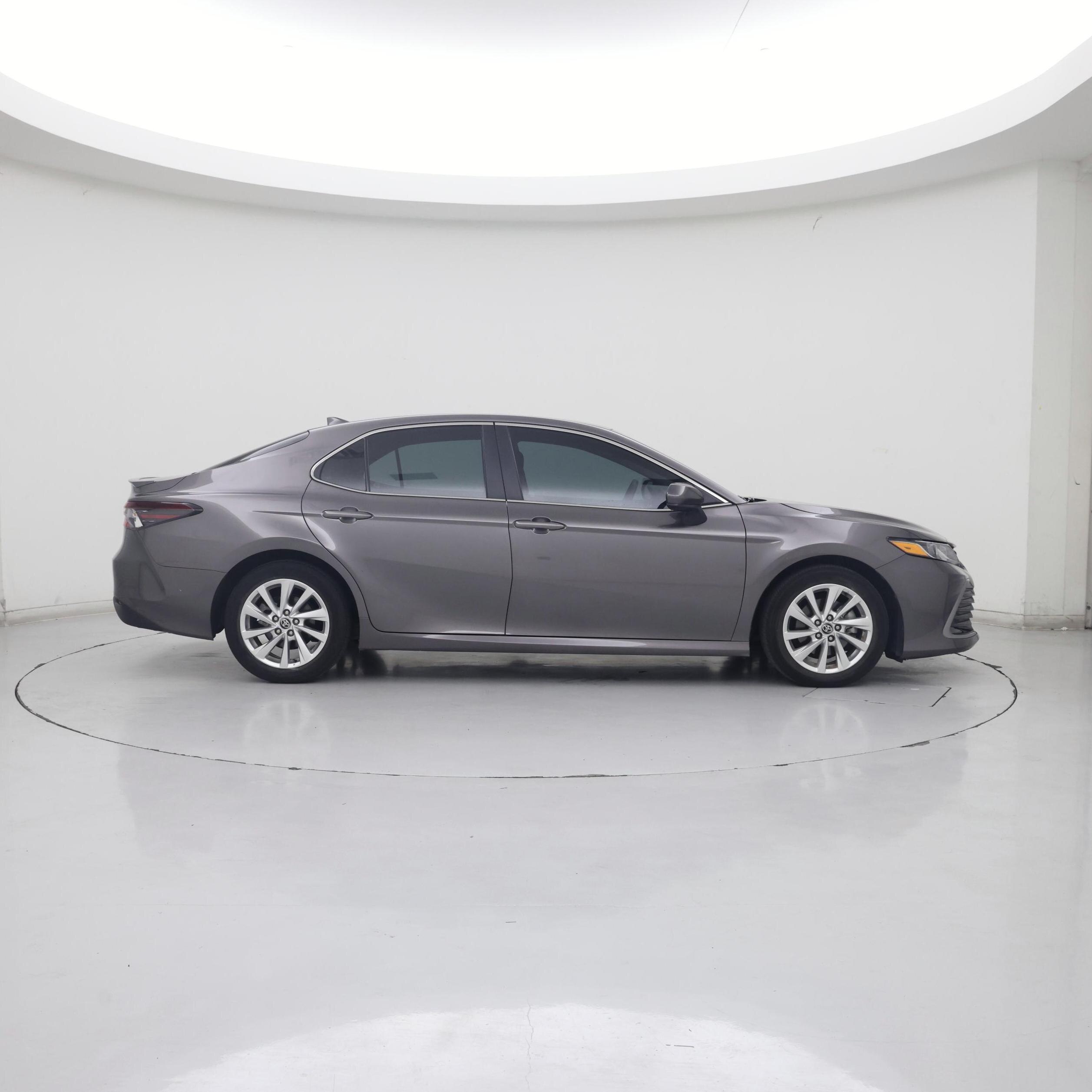 Thumbnail: 2023 Toyota Camry - 7