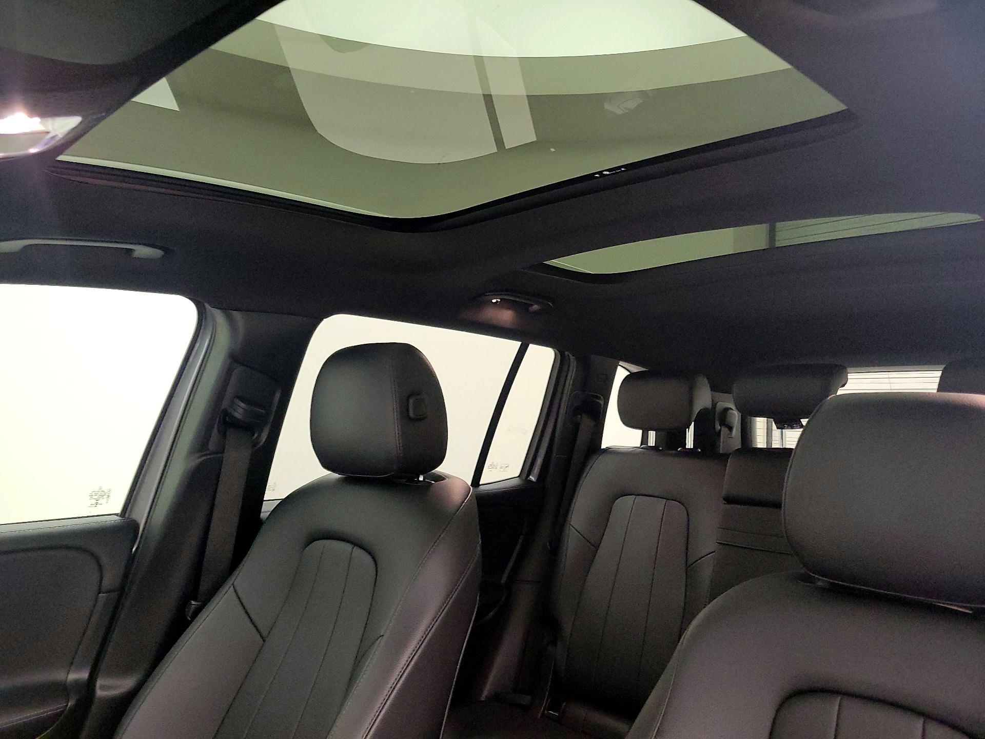 Thumbnail: 2021 Mercedes-Benz GLB - 19