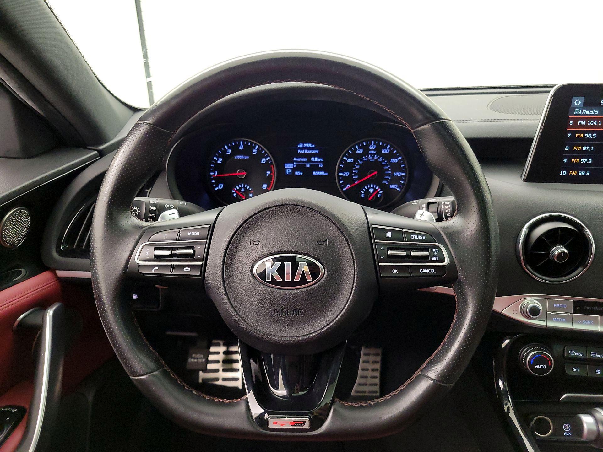 Thumbnail: 2020 Kia Stinger - 10
