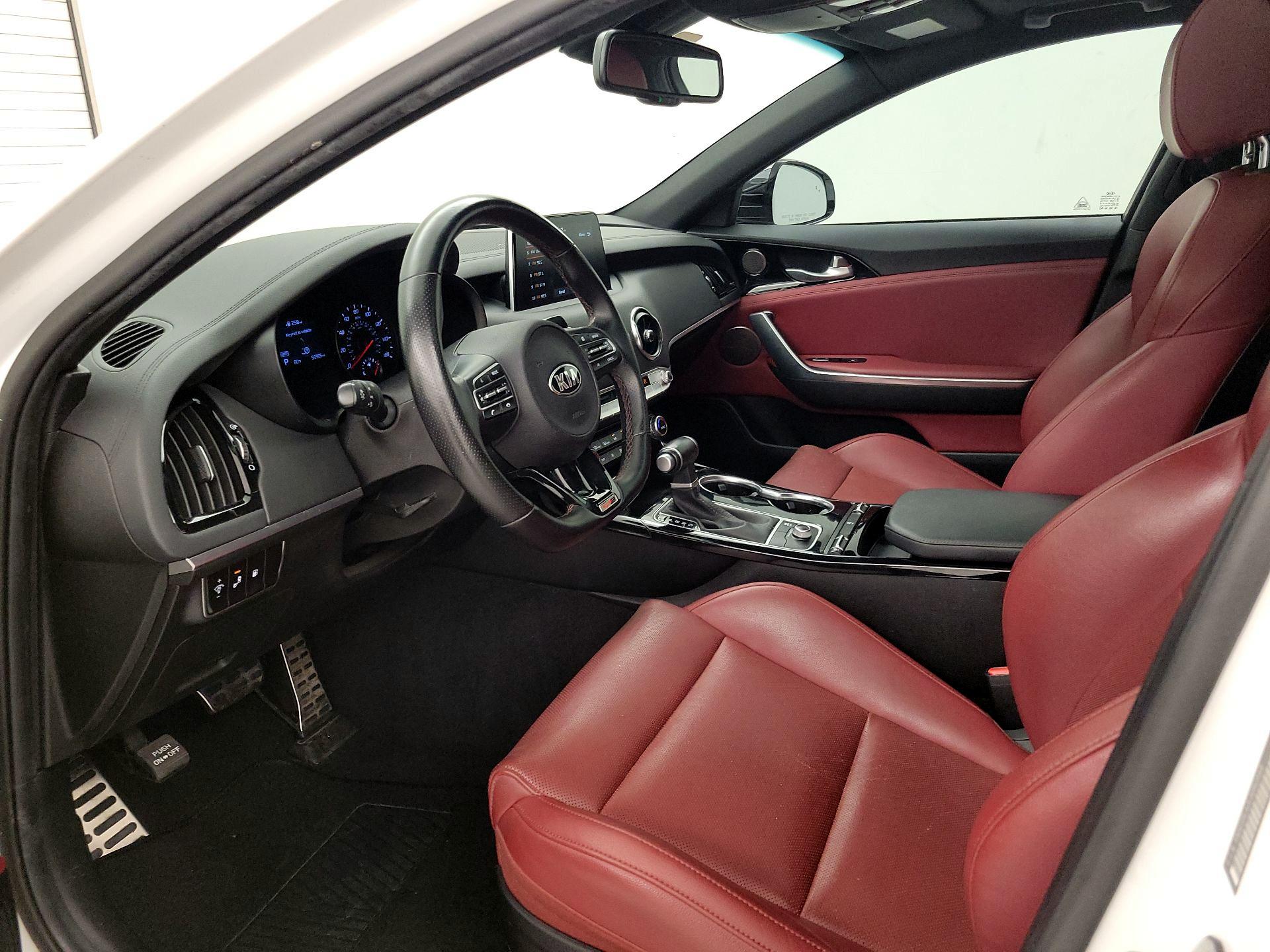 Thumbnail: 2020 Kia Stinger - 11