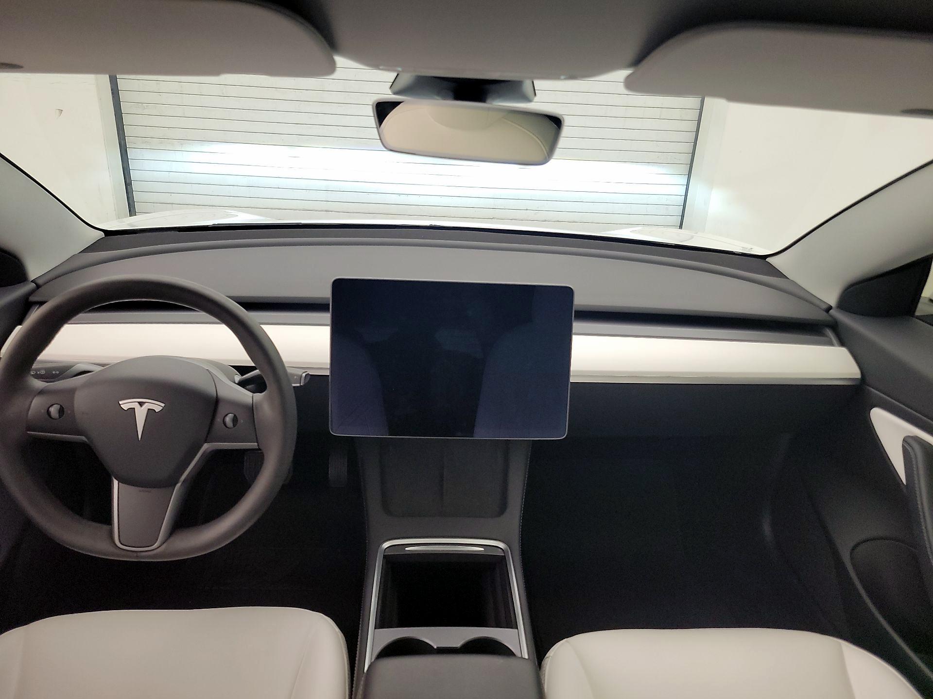 Thumbnail: 2021 Tesla Model 3 - 9