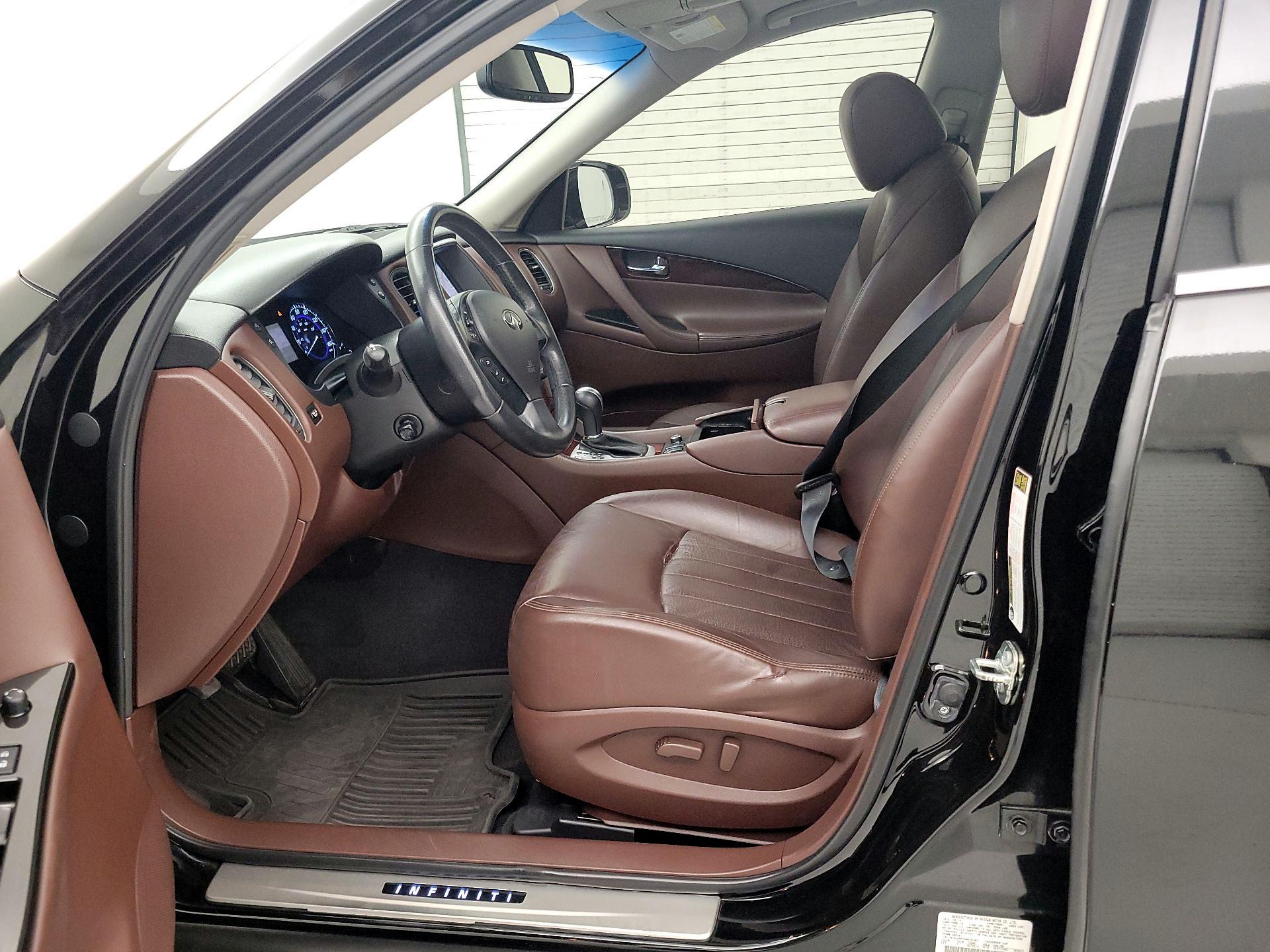 Thumbnail: 2016 INFINITI QX50 - 11