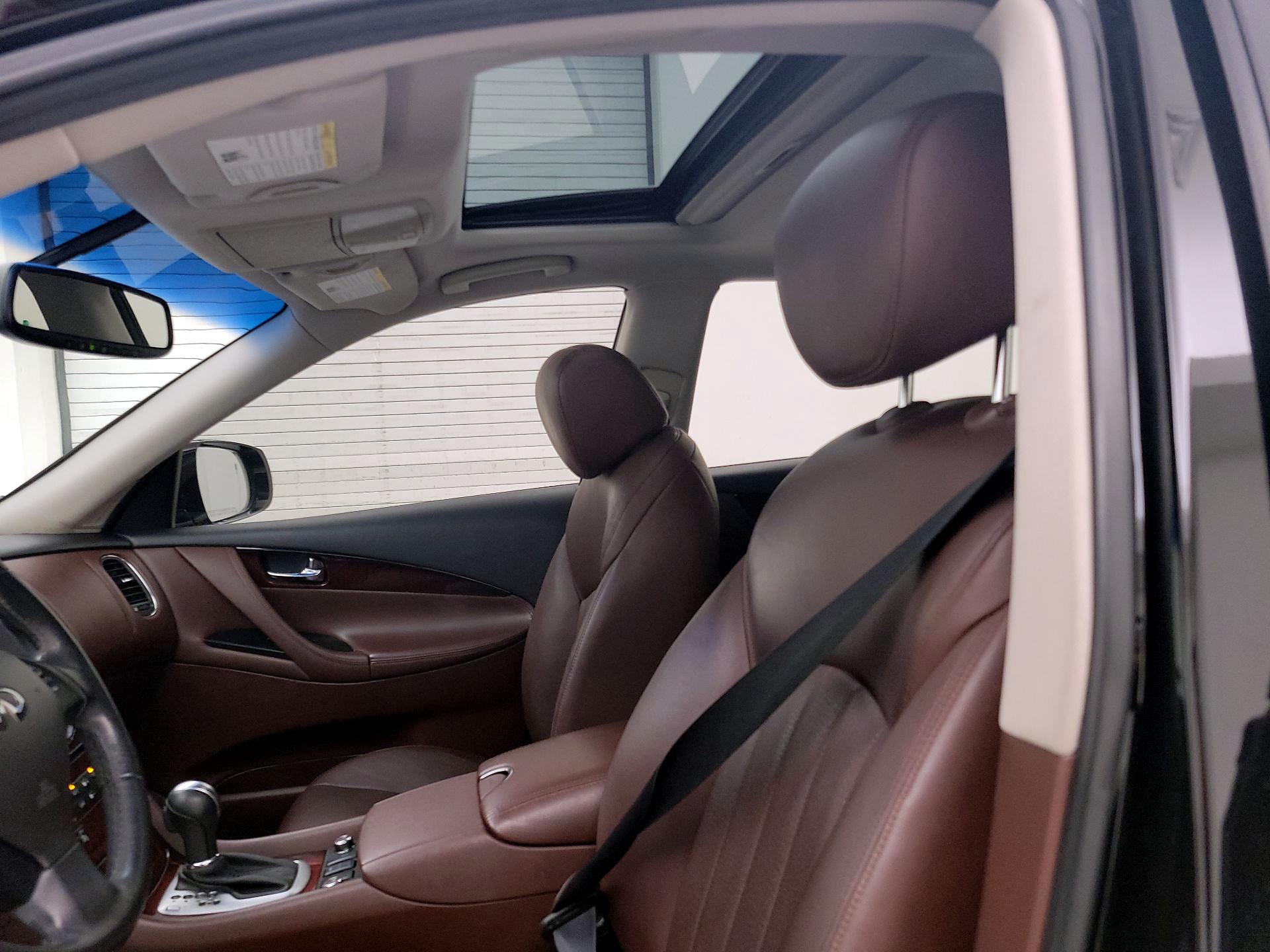 Thumbnail: 2016 INFINITI QX50 - 18
